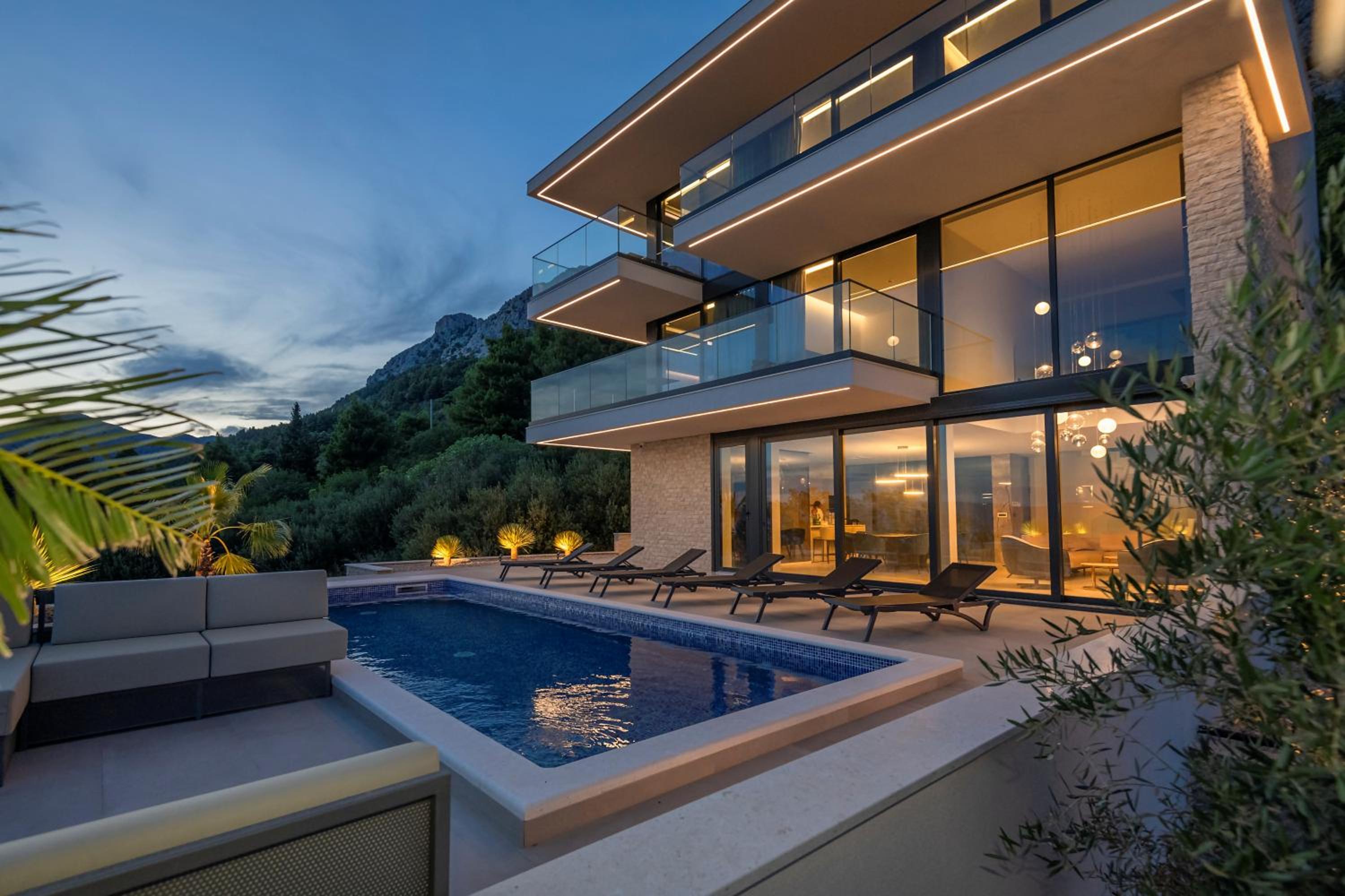 Luxury Villa Hedonia