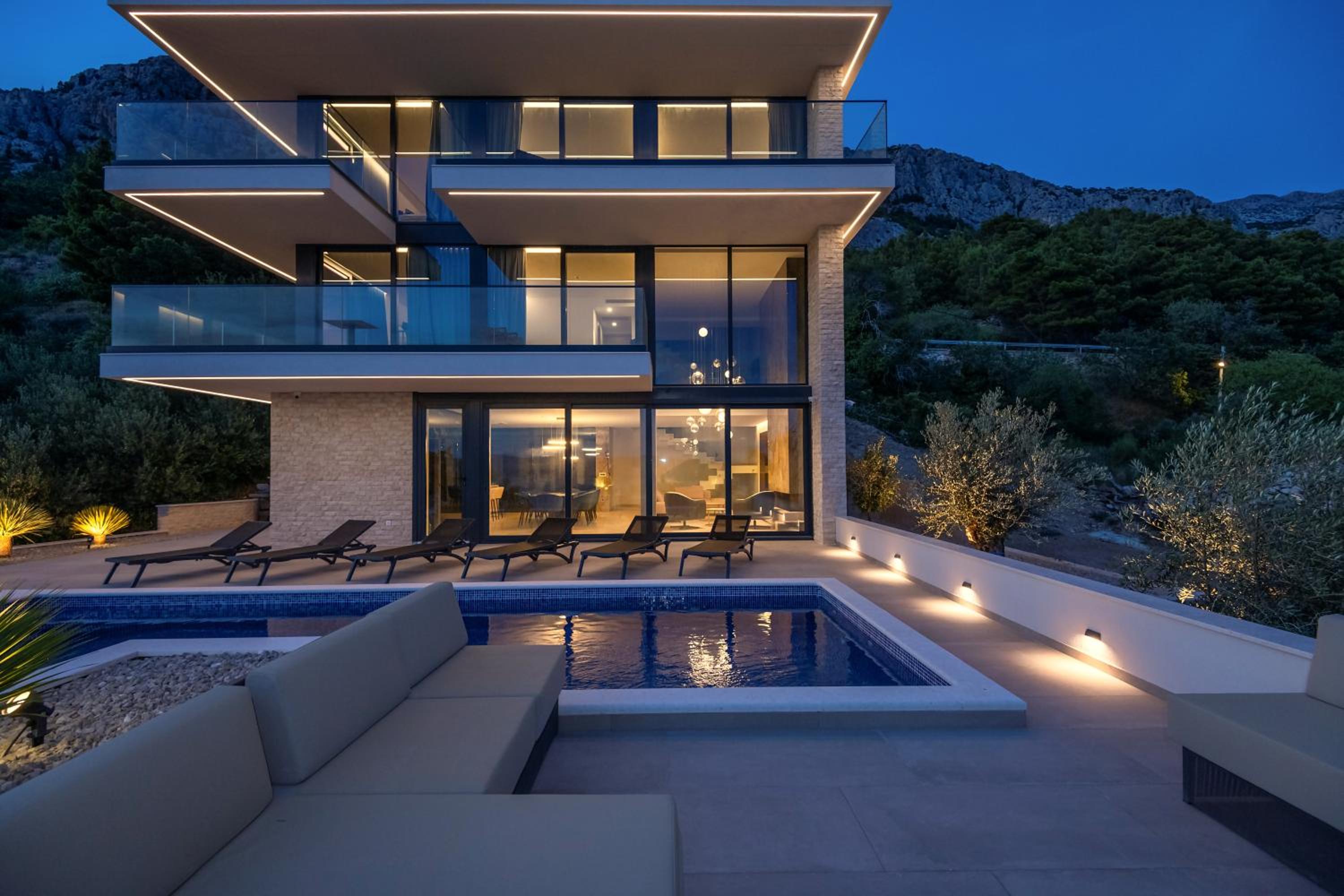 Luxury Villa Hedonia