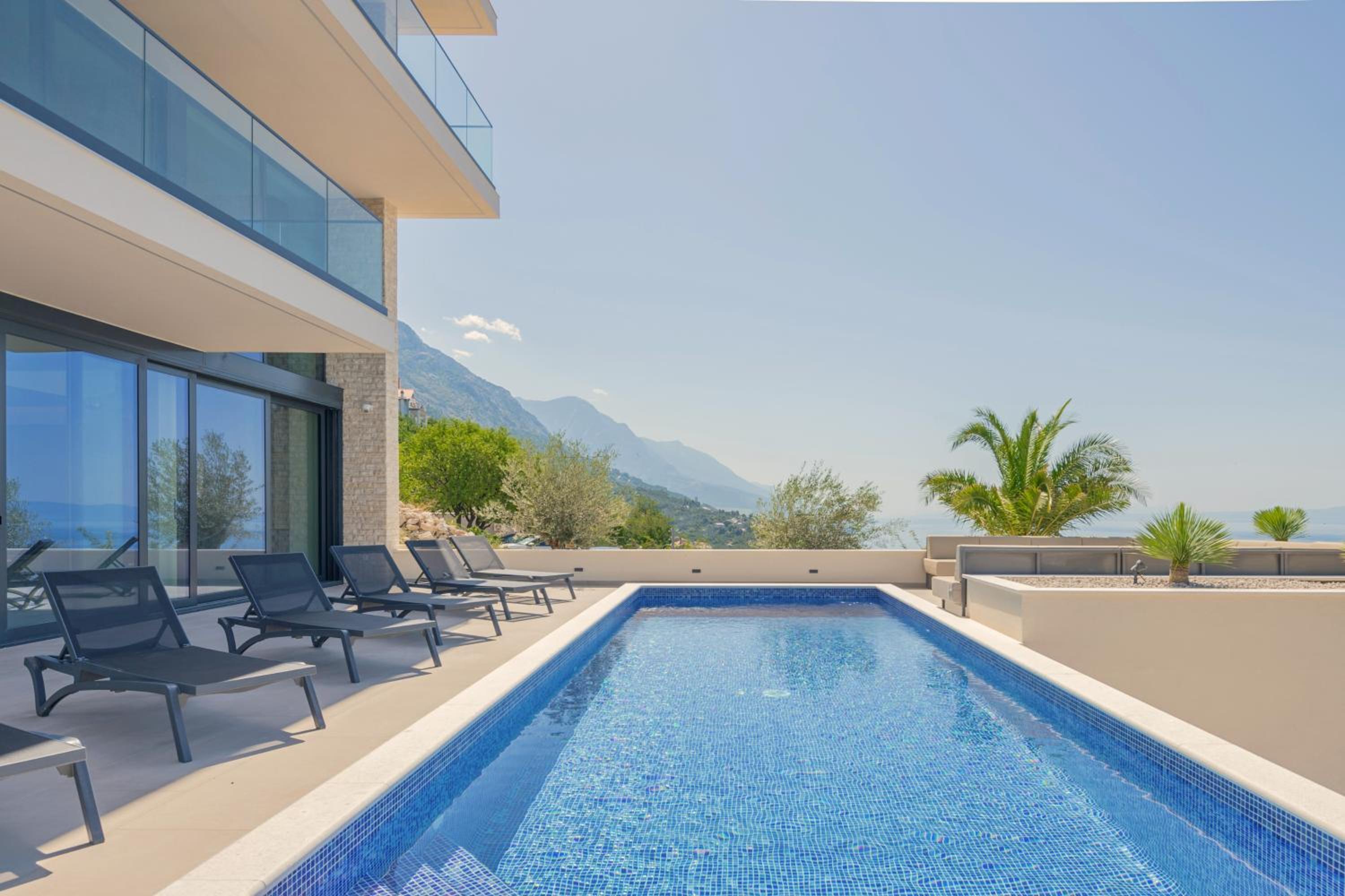 Luxury Villa Hedonia