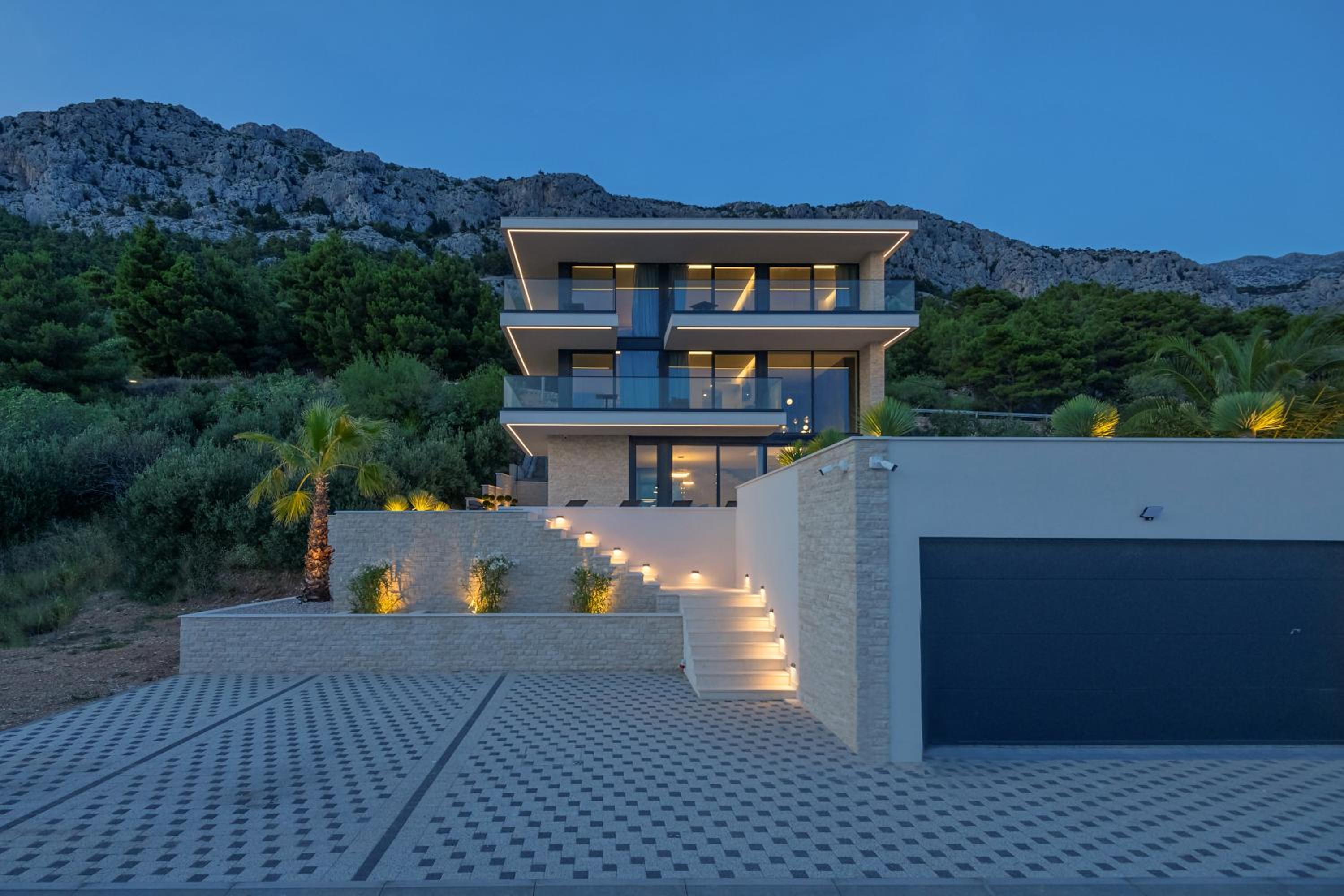 Luxury Villa Hedonia