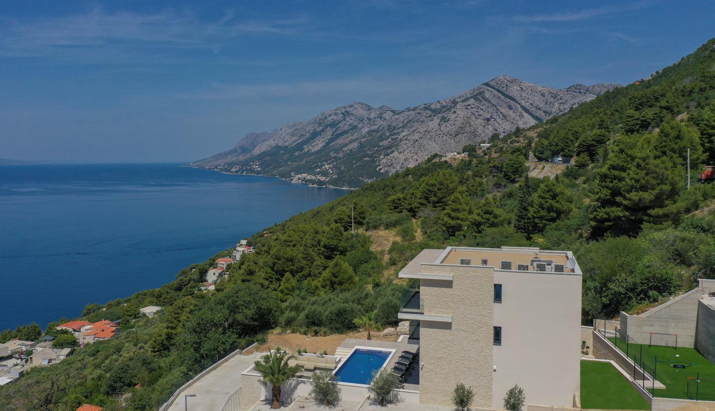 Luxury Villa Hedonia