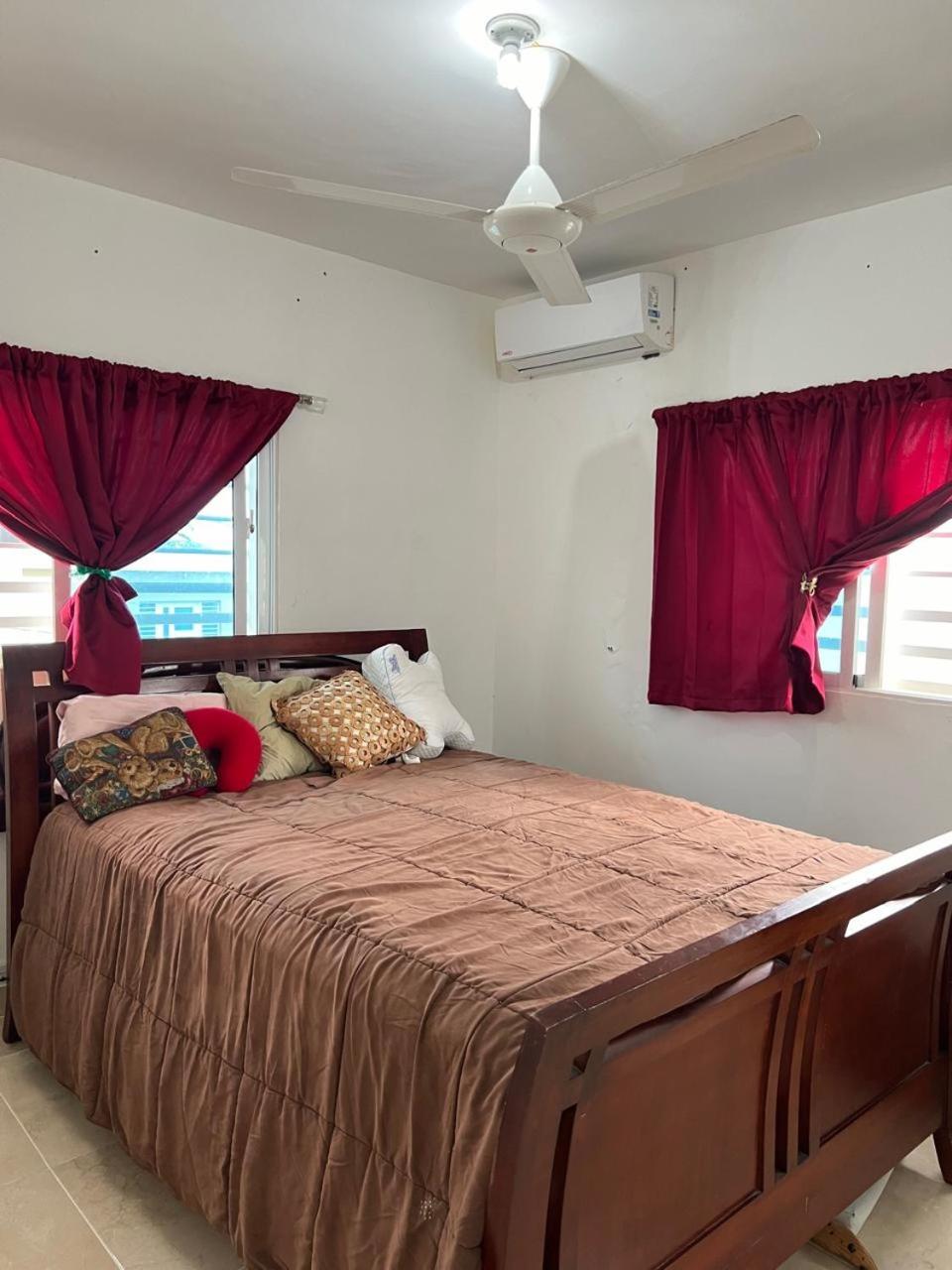 House Deluxe & Comfort