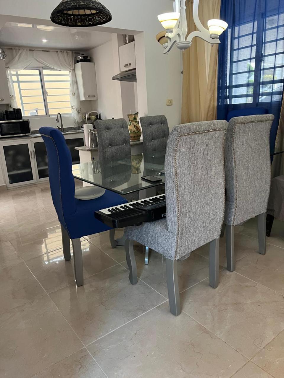 House Deluxe & Comfort