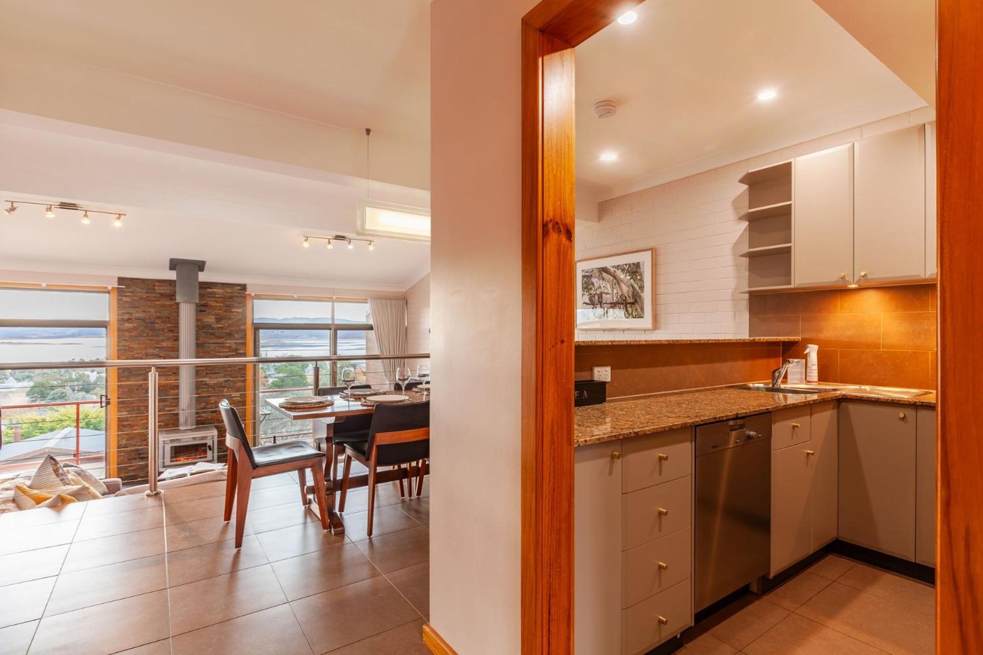 Bellview One - Jindabyne Holiday Townhouse