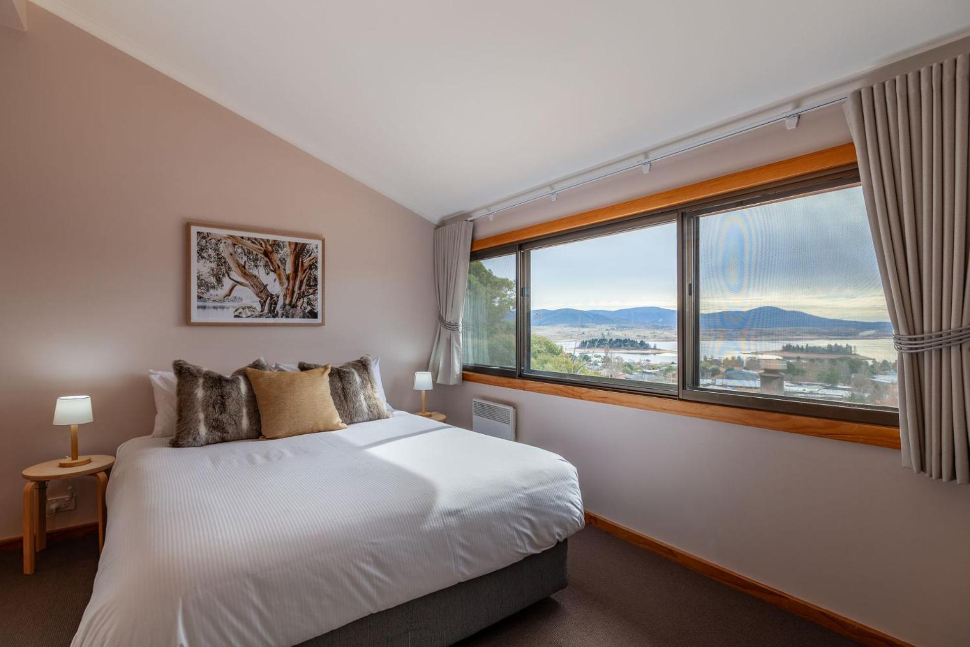 Bellview One - Jindabyne Holiday Townhouse