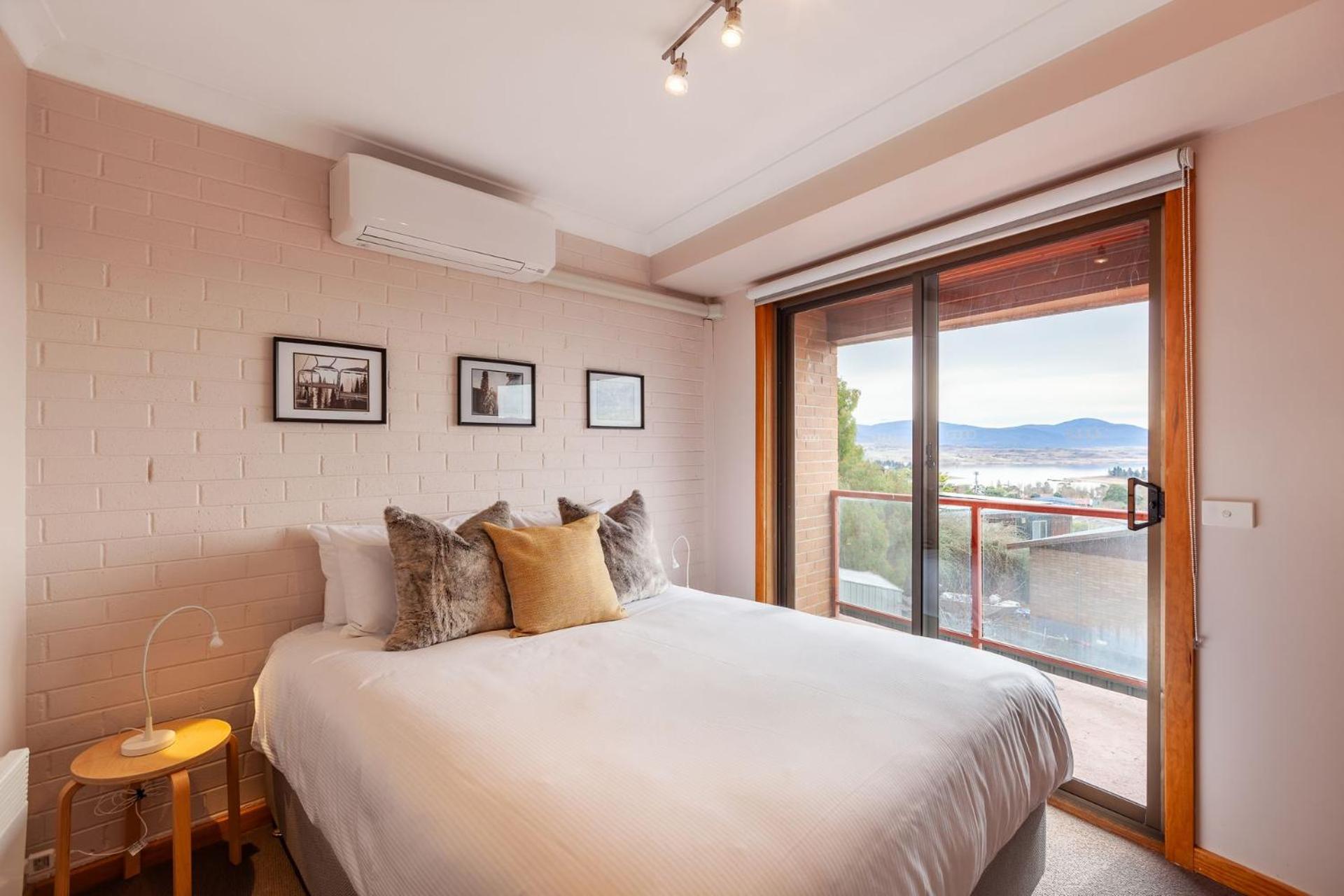 Bellview One - Jindabyne Holiday Townhouse