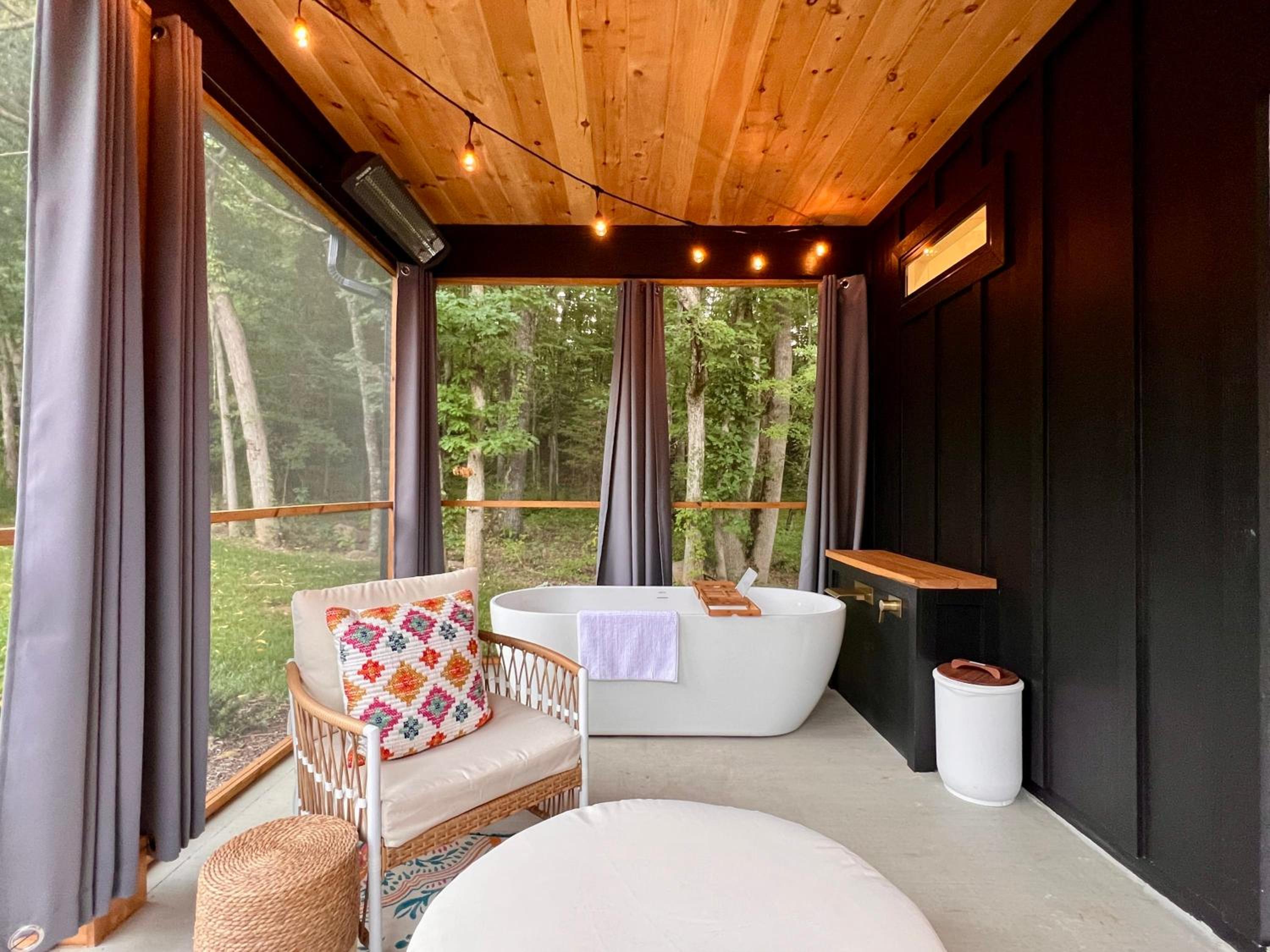 Two Person Villa with outdoor bathtub view 2