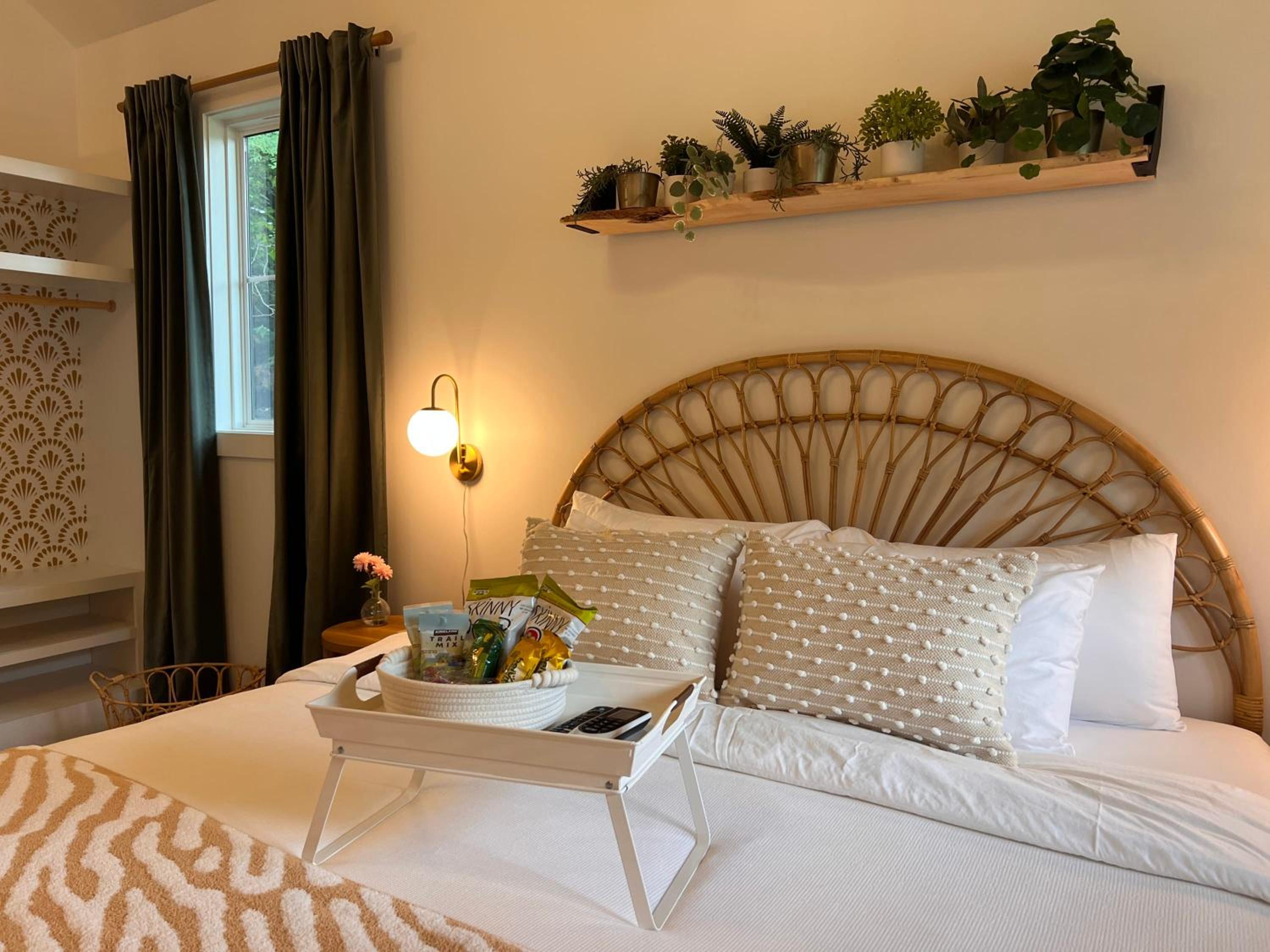 Two Person Villa with outdoor bathtub view 4