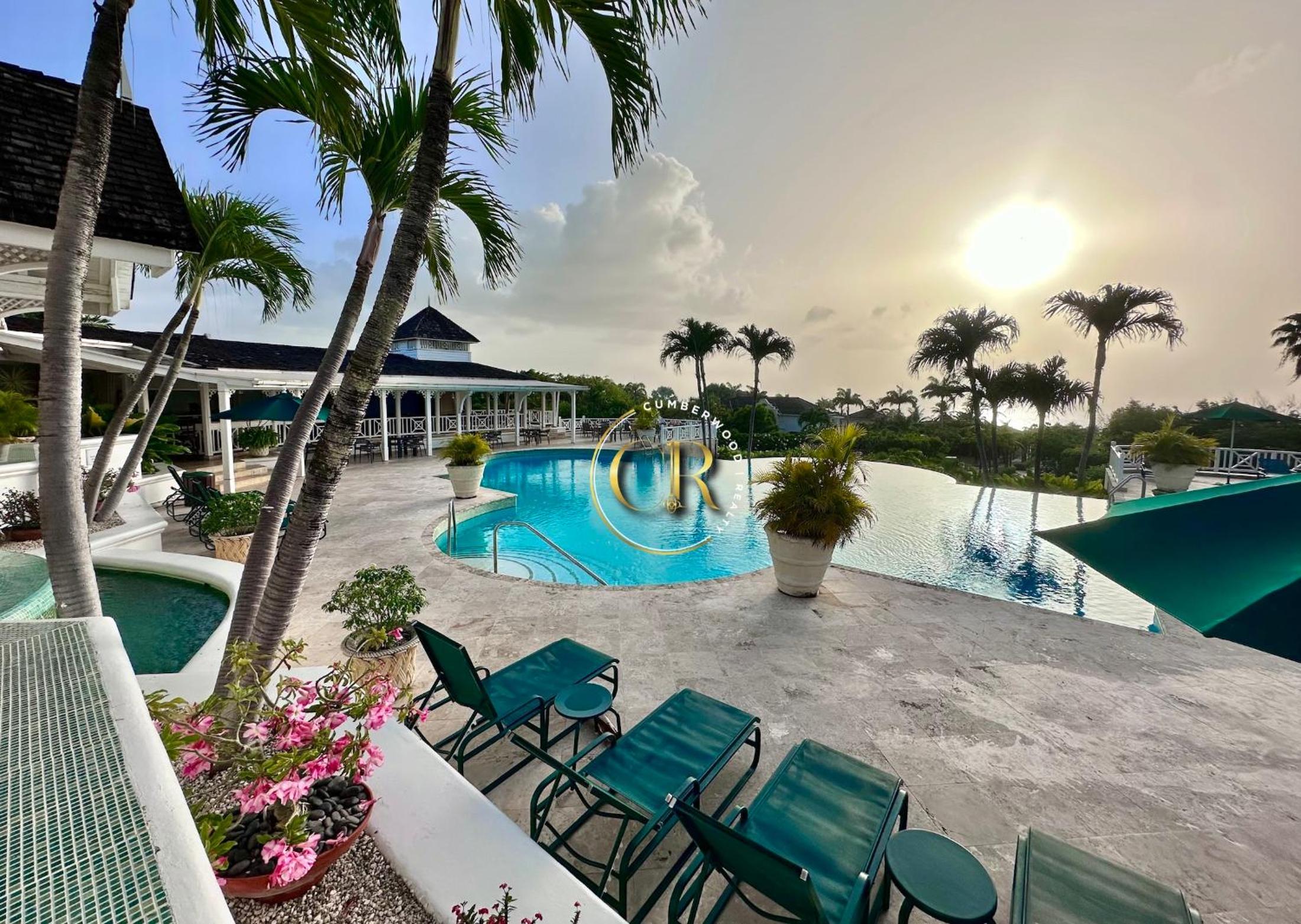 Villa 122 Sugar Hill Estate, pools, tennis, gym, 5 mins to beach
