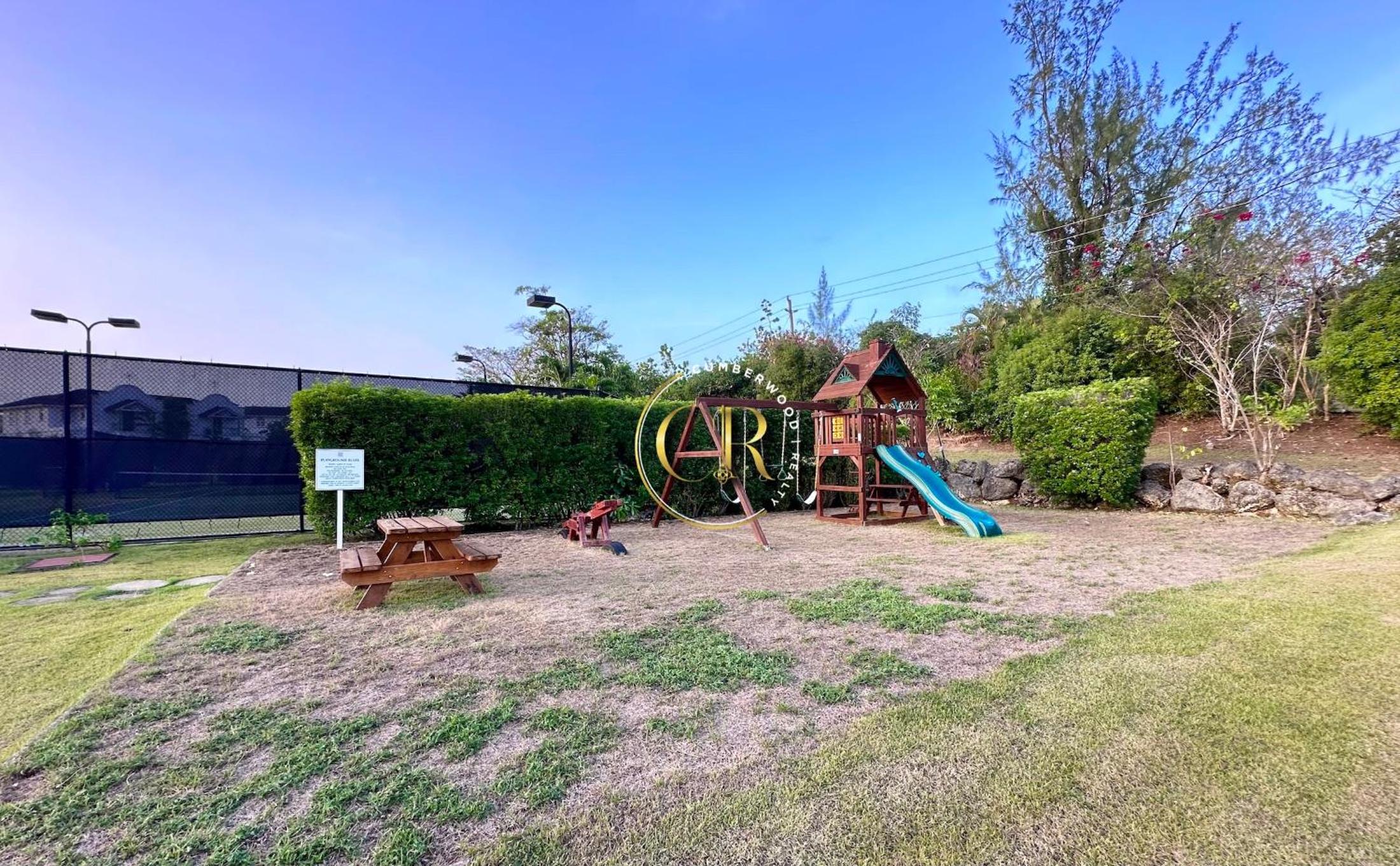 Villa 122 Sugar Hill Estate, pools, tennis, gym, 5 mins to beach