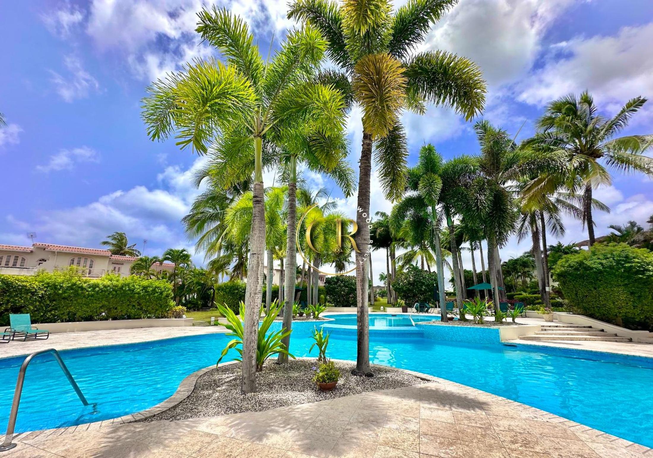 Villa 122 Sugar Hill Estate, pools, tennis, gym, 5 mins to beach