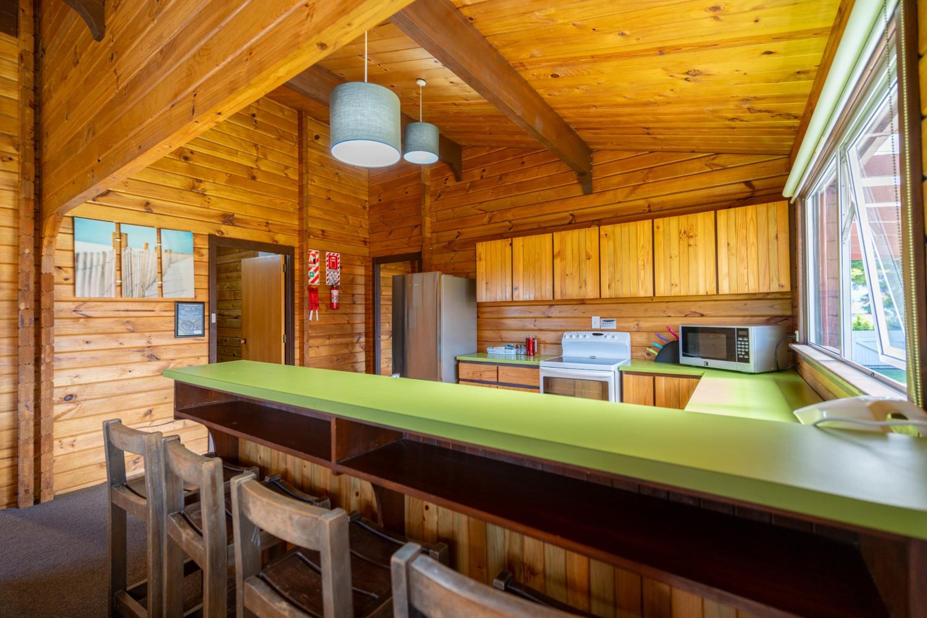 Te Anau Top 10 Holiday Park and Motels