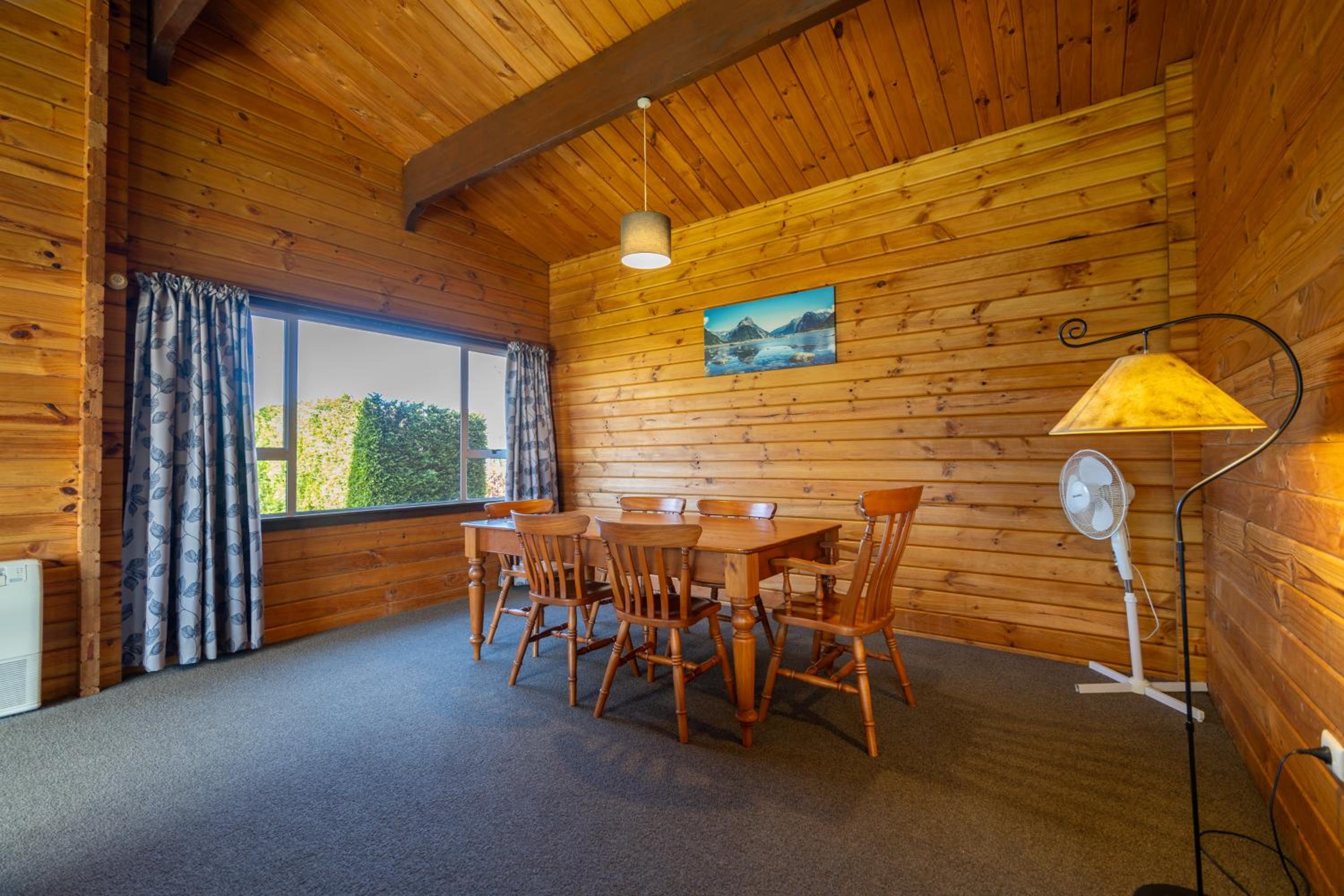 Te Anau Top 10 Holiday Park and Motels