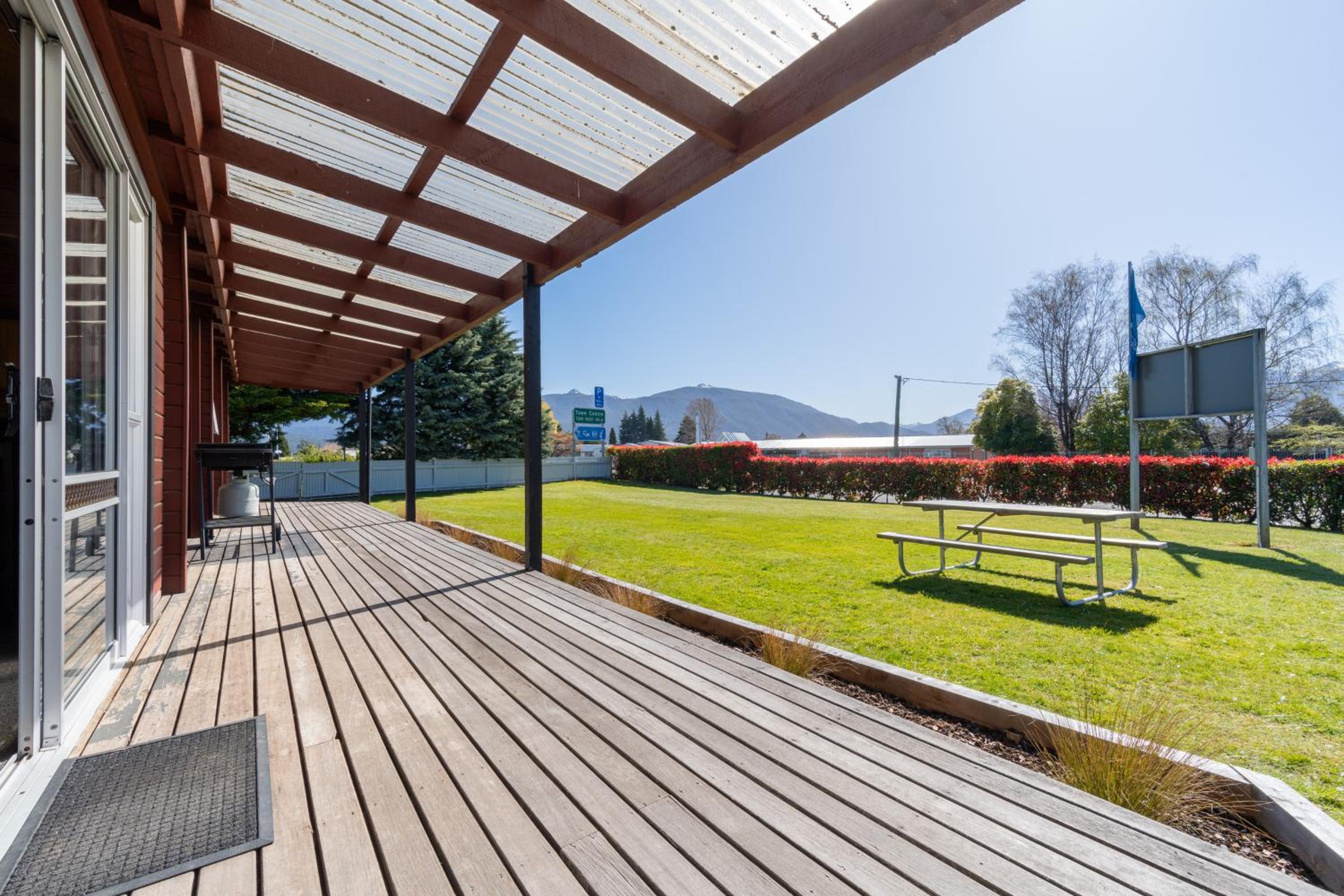 Te Anau Top 10 Holiday Park and Motels