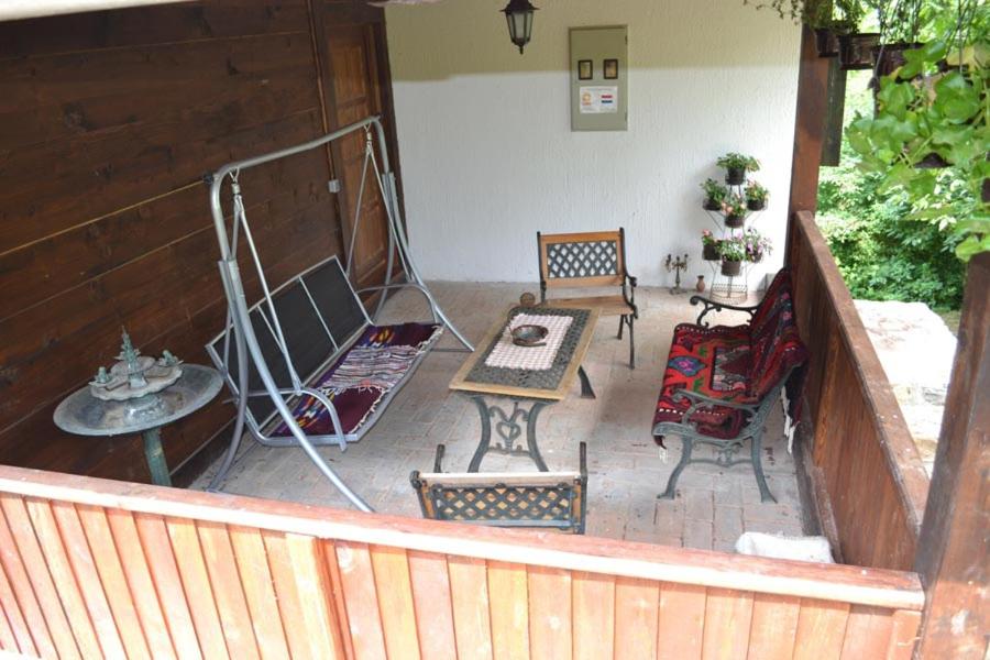Terzica avlija