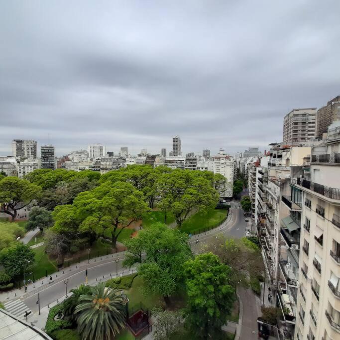 Studio con vista increíble a Pza Vte López
