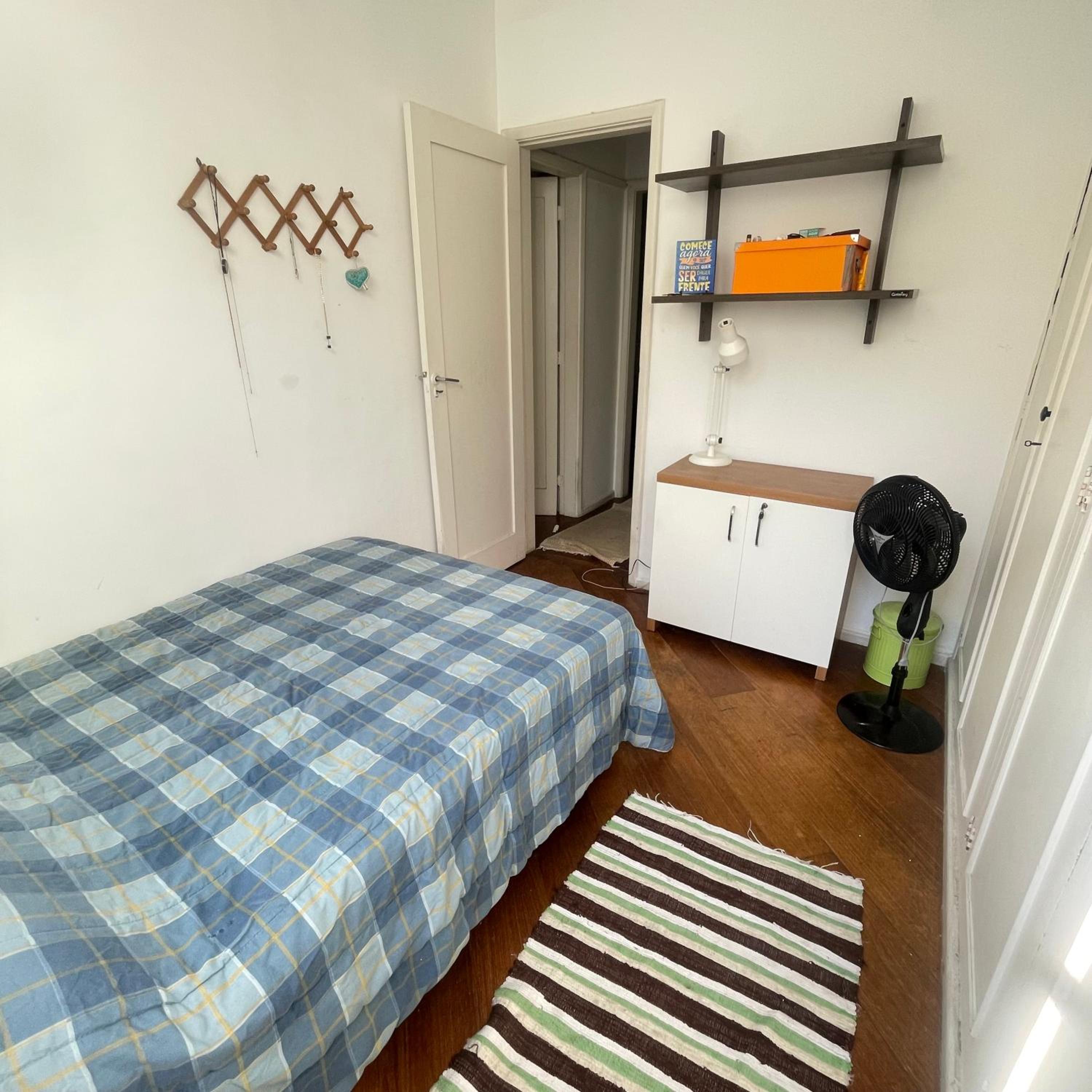 1 Quarto na melhor área do Leblon