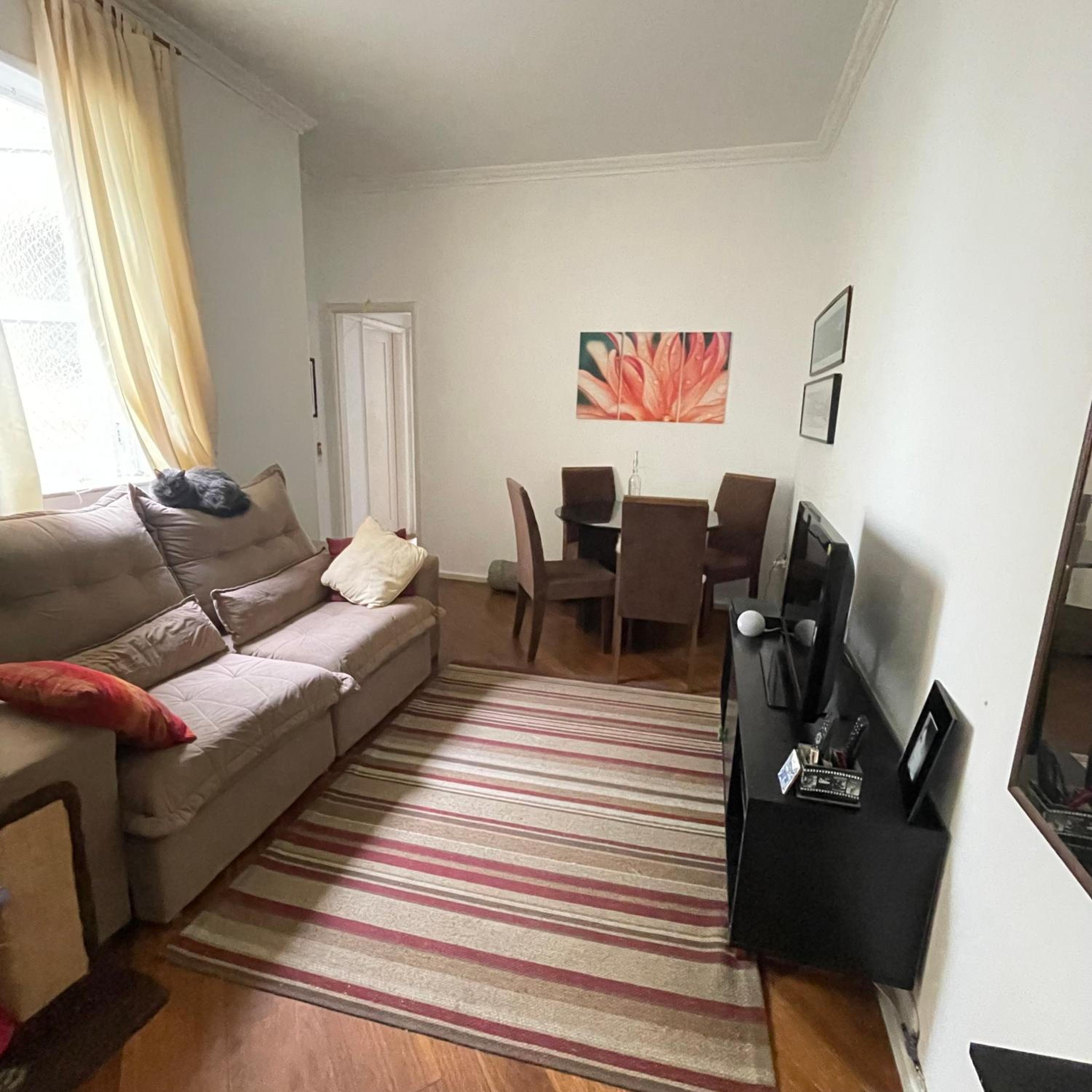 1 Quarto na melhor área do Leblon