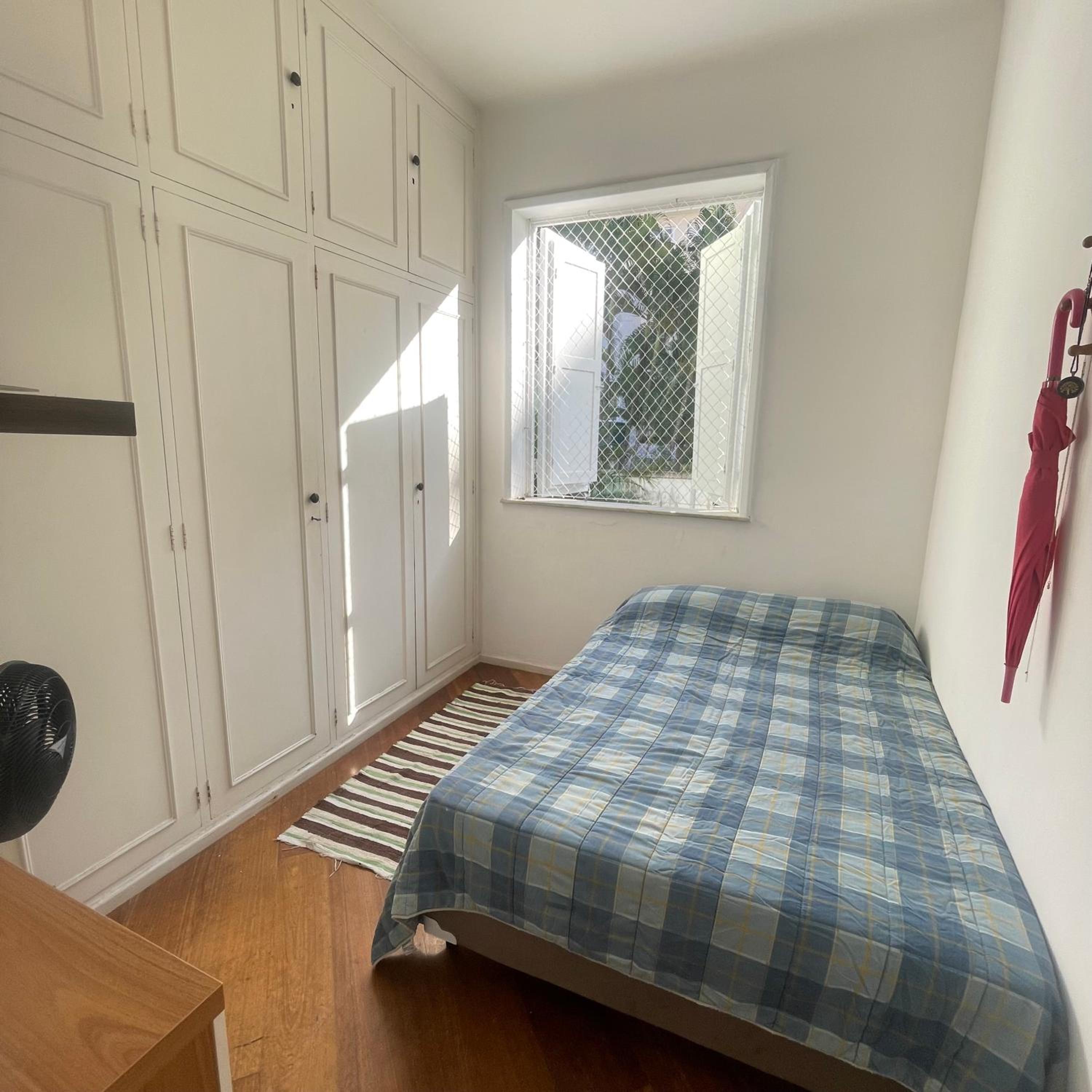 1 Quarto na melhor área do Leblon
