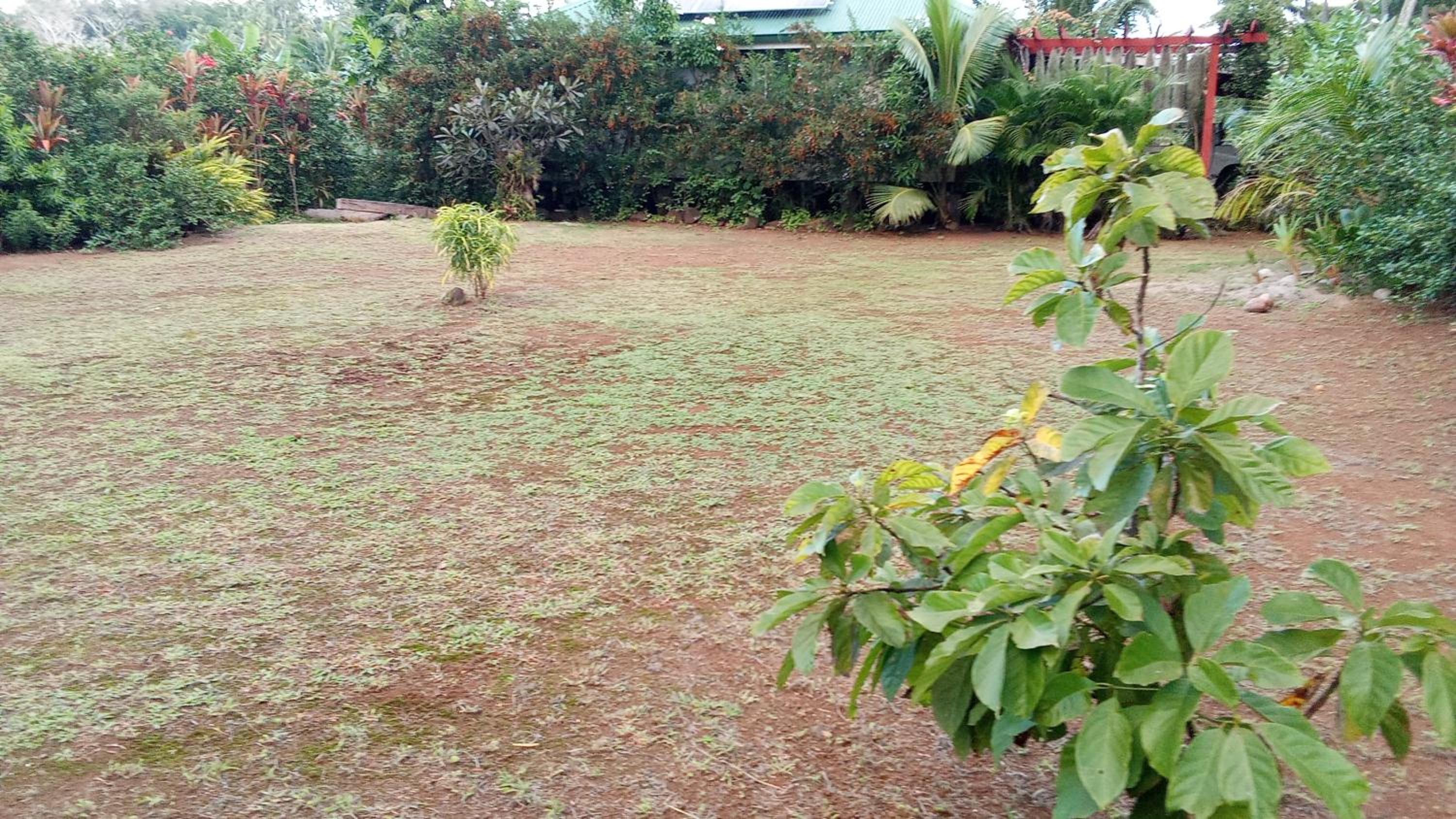 Piitake camping Ua-Huka view 4