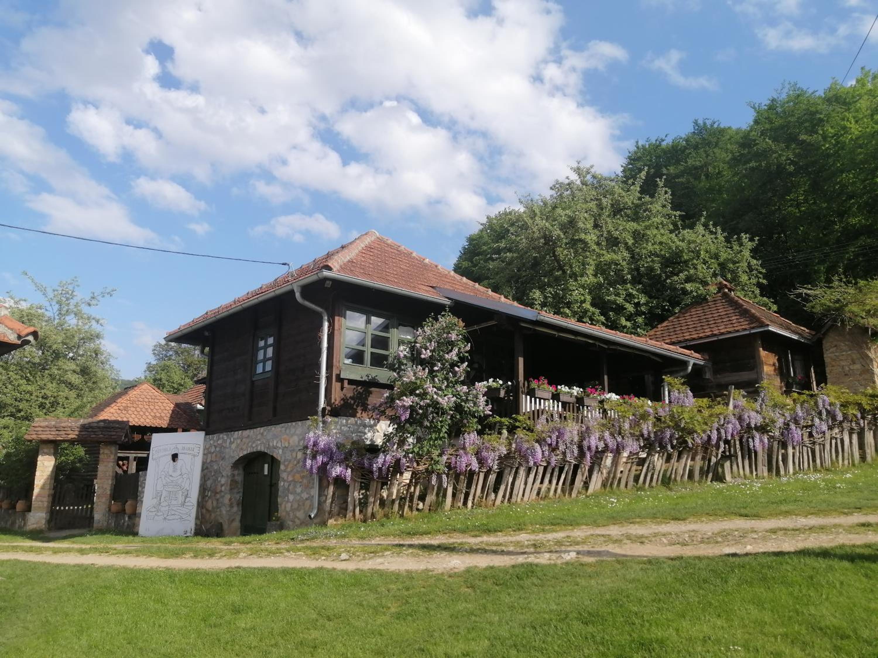 Terzica avlija