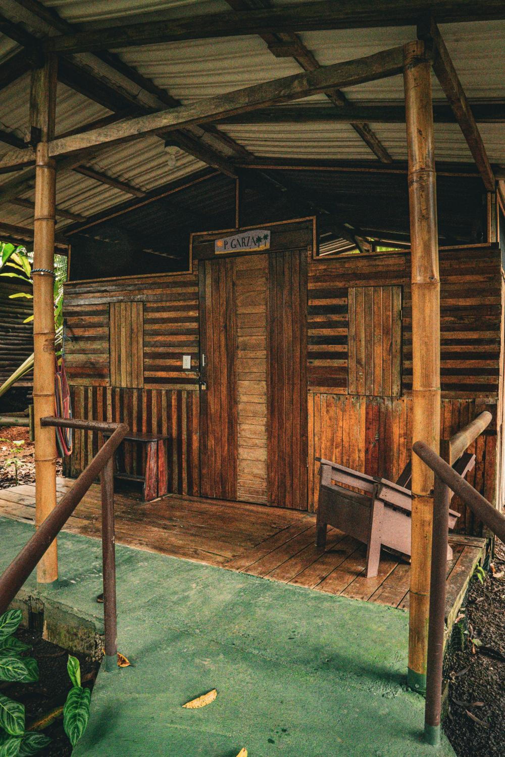 Flutterby House Hostel