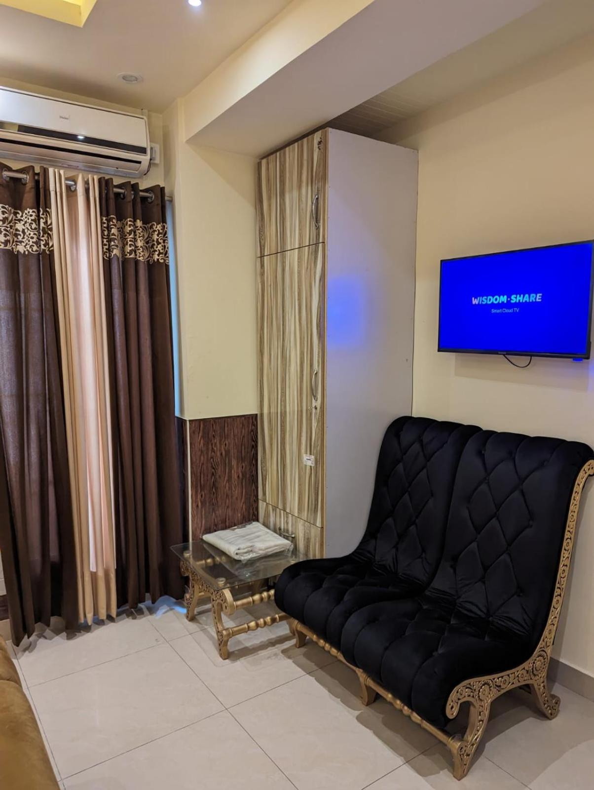 2 Bedroom Willow Retreat Appartments view 3