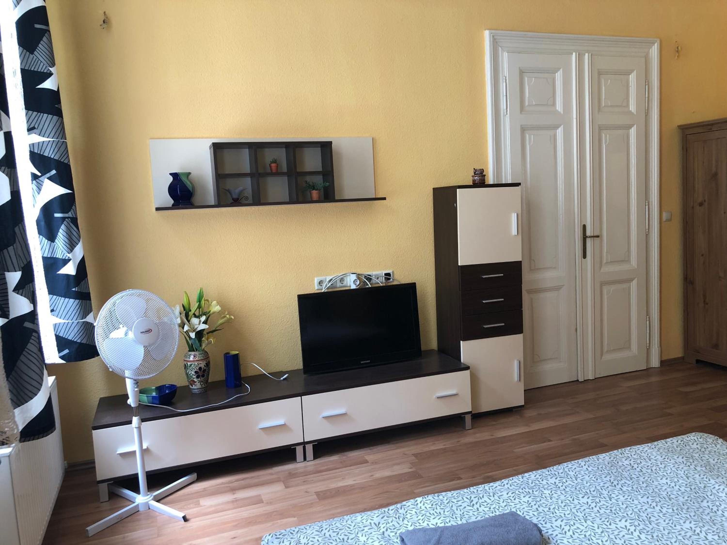 Astoria Central Home