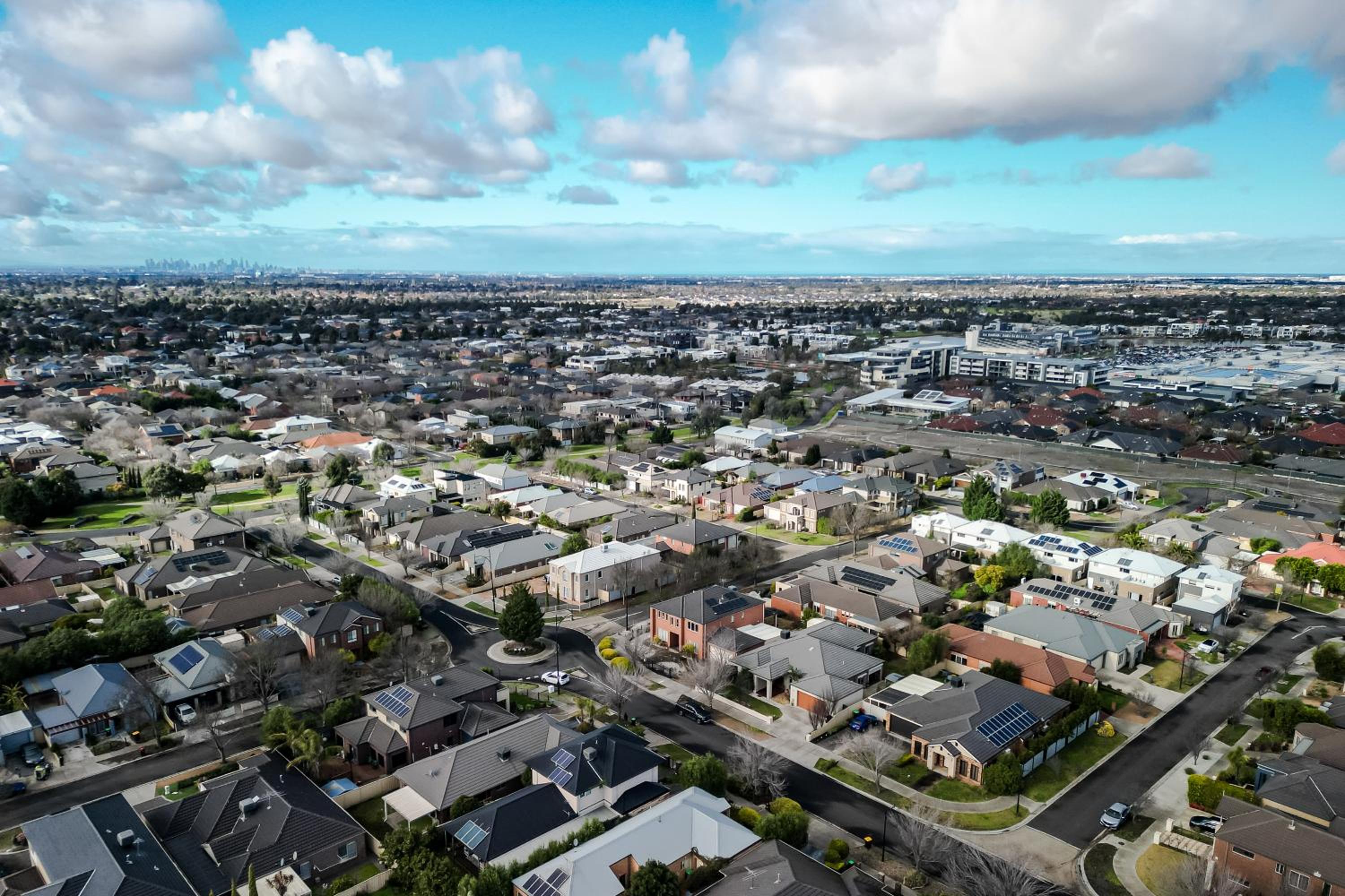 StayAU Family Home Comfort in Caroline Springs