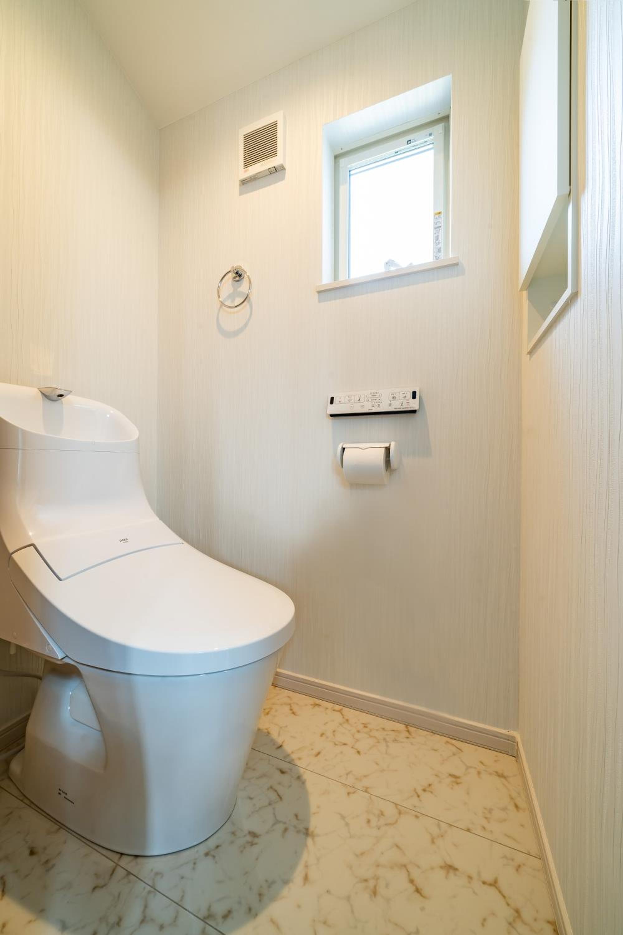 83, Higashi-Yotsugi 3, Entire house for rent
