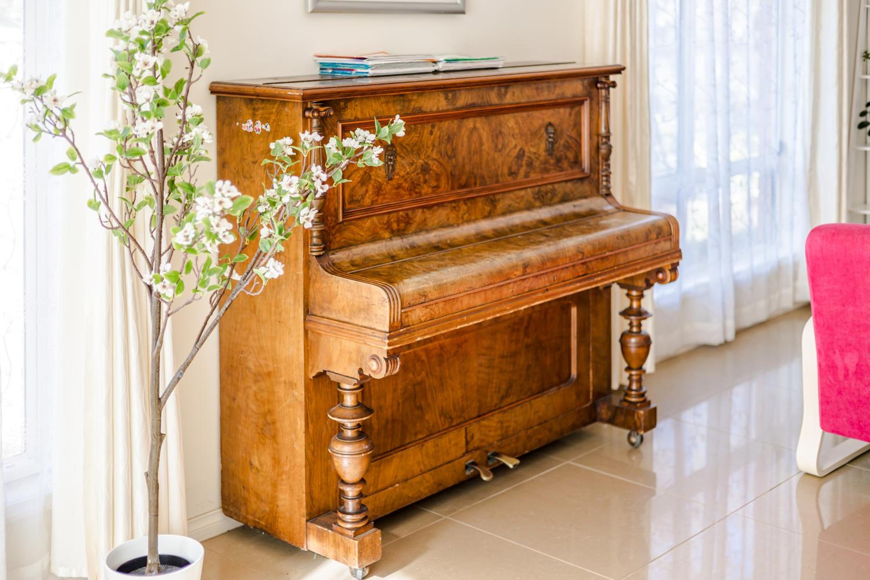 StayAU Family Home Comfort in Caroline Springs