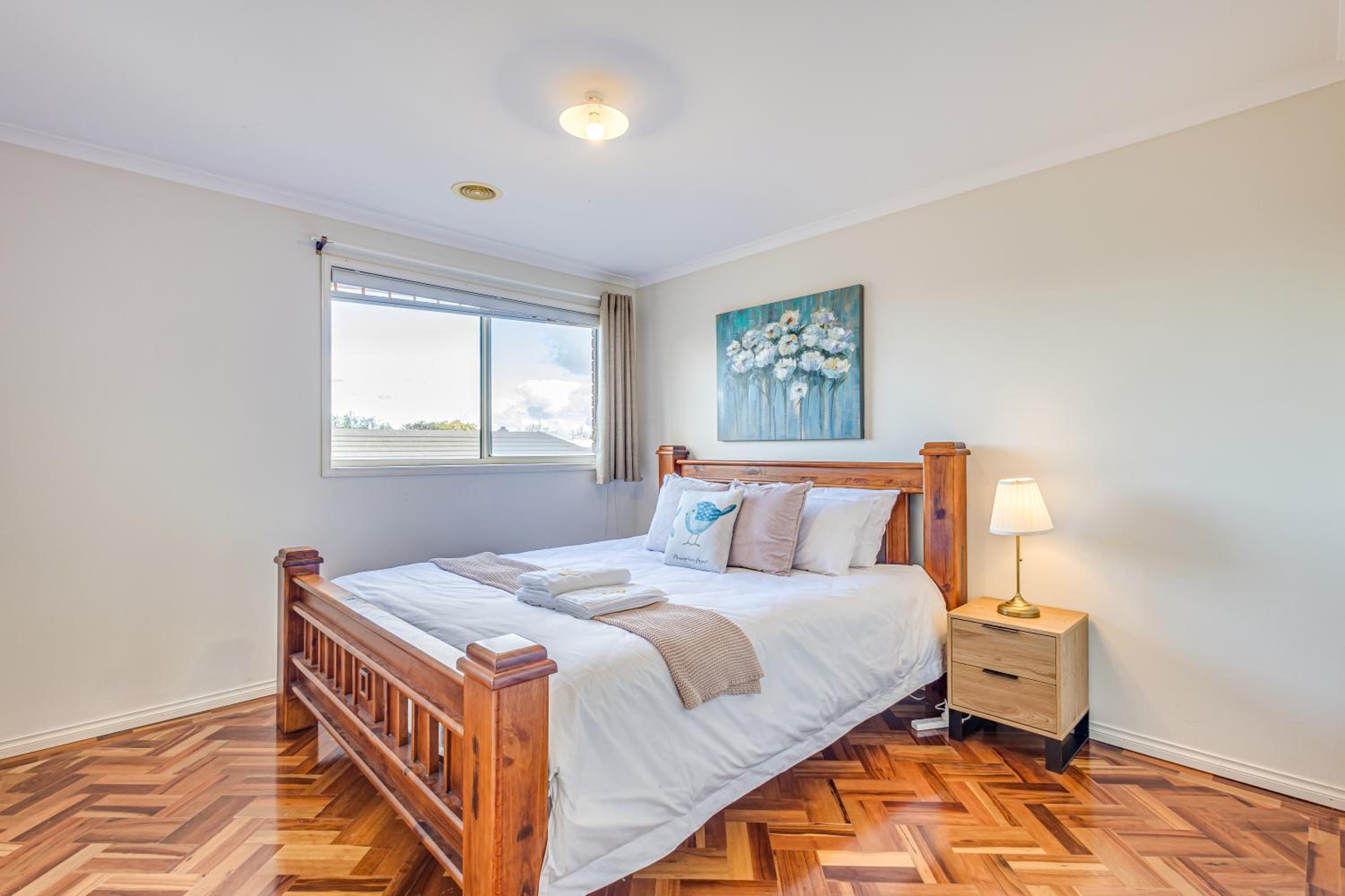 StayAU Family Home Comfort in Caroline Springs