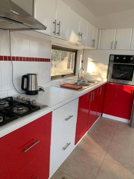 Casa Costa Algarrobo, en parcela 2500 mts con piscina y tinaja