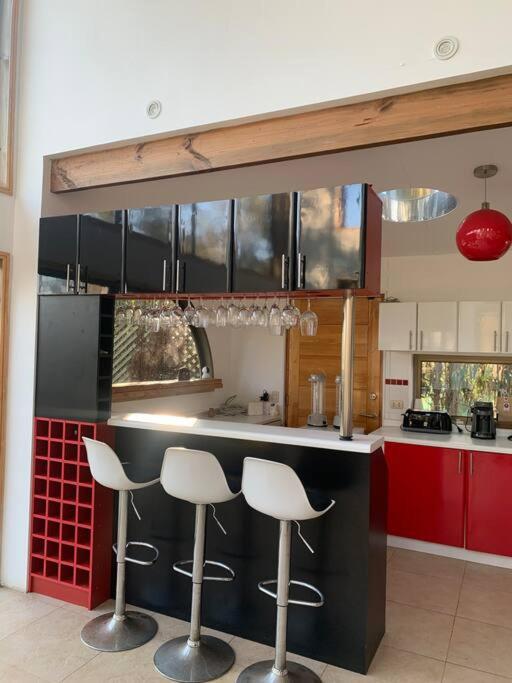 Casa Costa Algarrobo, en parcela 2500 mts con piscina y tinaja