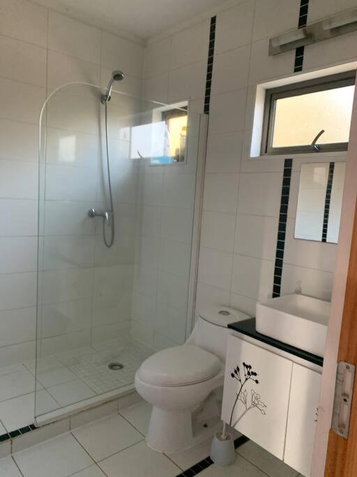 Casa Costa Algarrobo, en parcela 2500 mts con piscina y tinaja