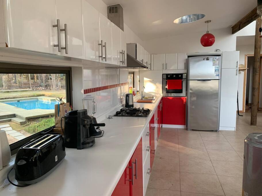 Casa Costa Algarrobo, en parcela 2500 mts con piscina y tinaja