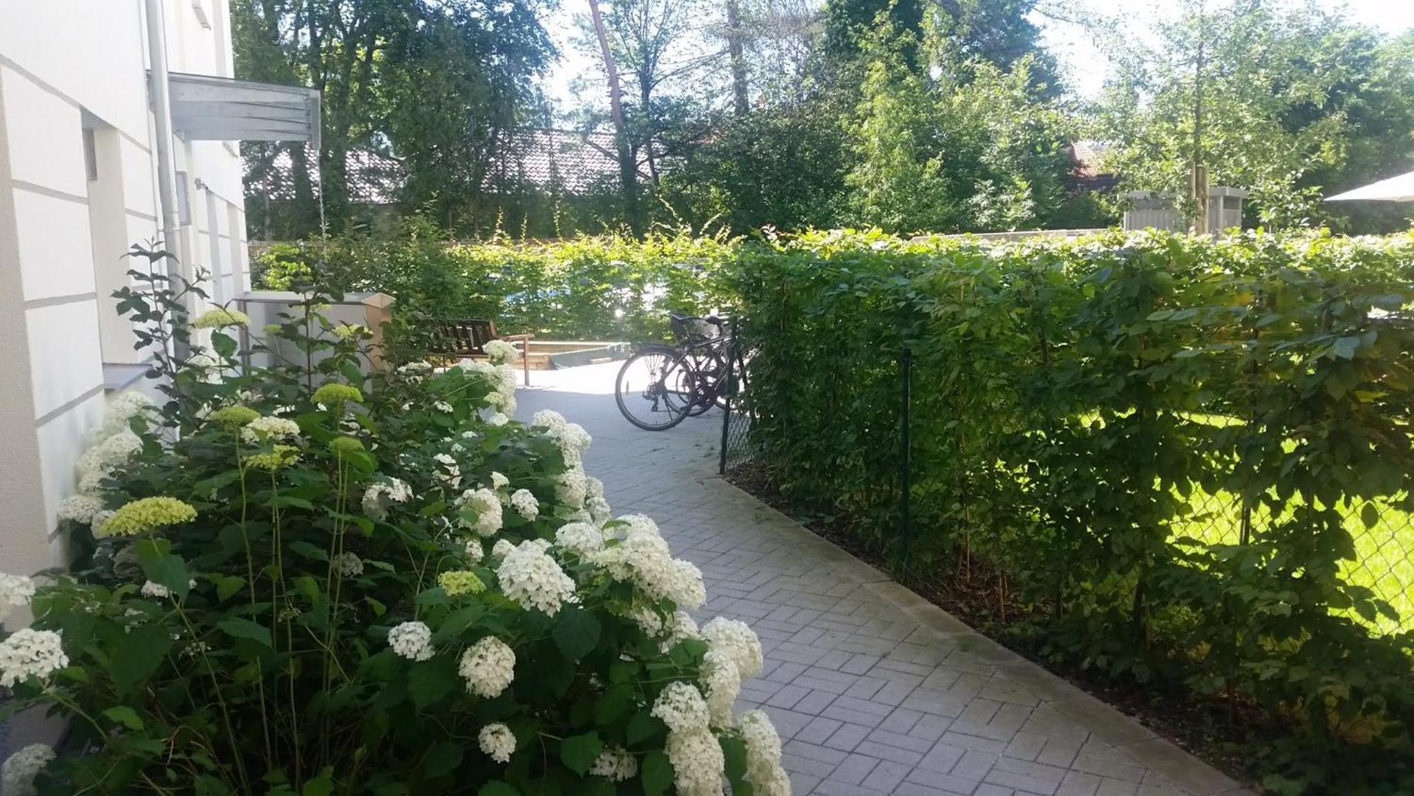 Oktoberfest City Center Direct Metro in 20 min, 2 Bedrm 2 BathRoom by ICM Messe München, Balcony, Free Parking