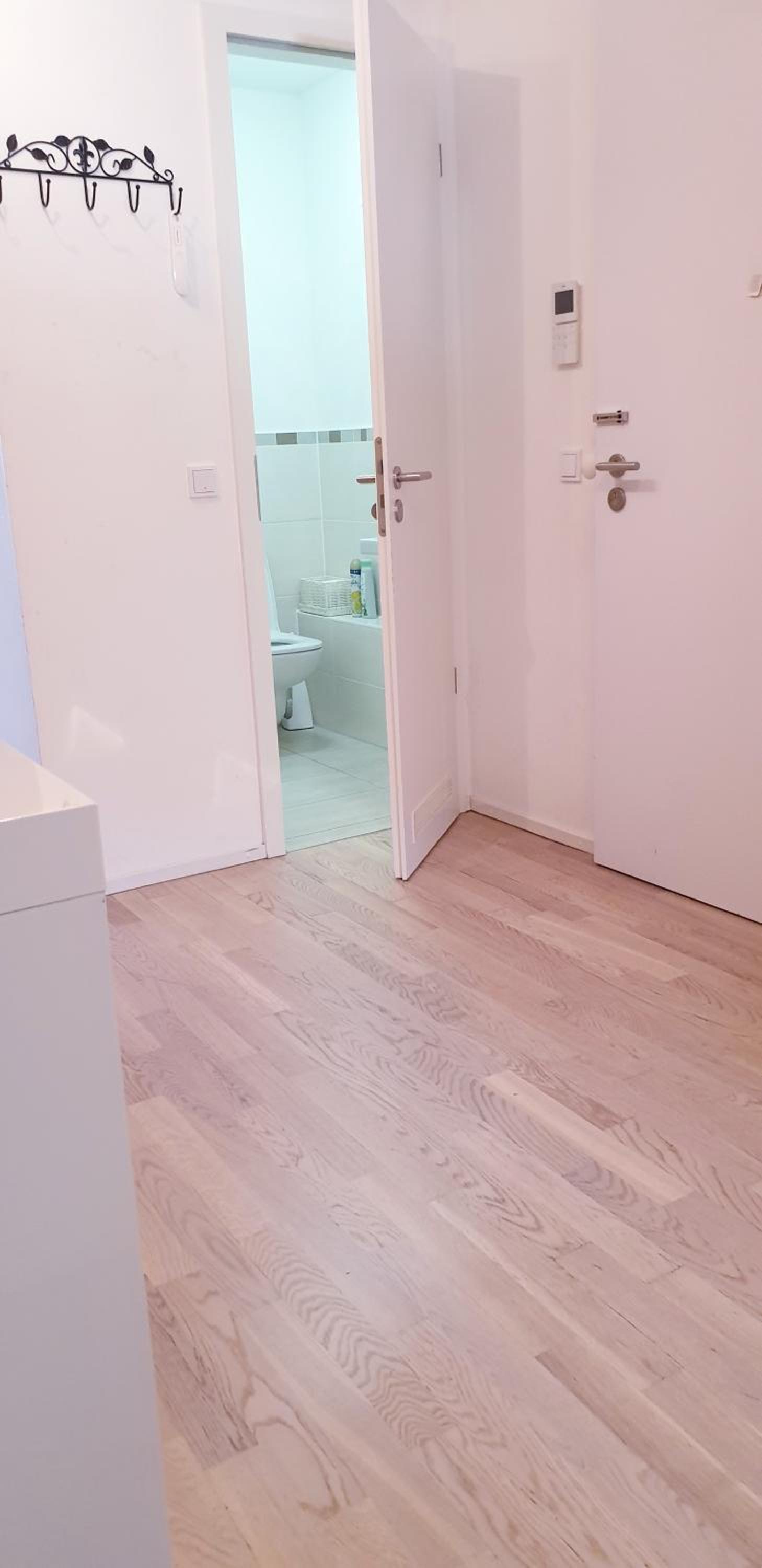 Oktoberfest City Center Direct Metro in 20 min, 2 Bedrm 2 BathRoom by ICM Messe München, Balcony, Free Parking
