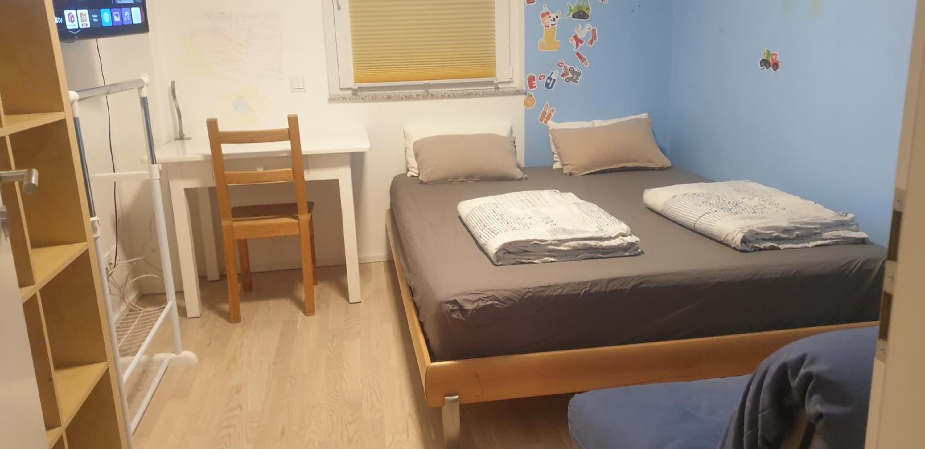 Oktoberfest City Center Direct Metro in 20 min, 2 Bedrm 2 BathRoom by ICM Messe München, Balcony, Free Parking