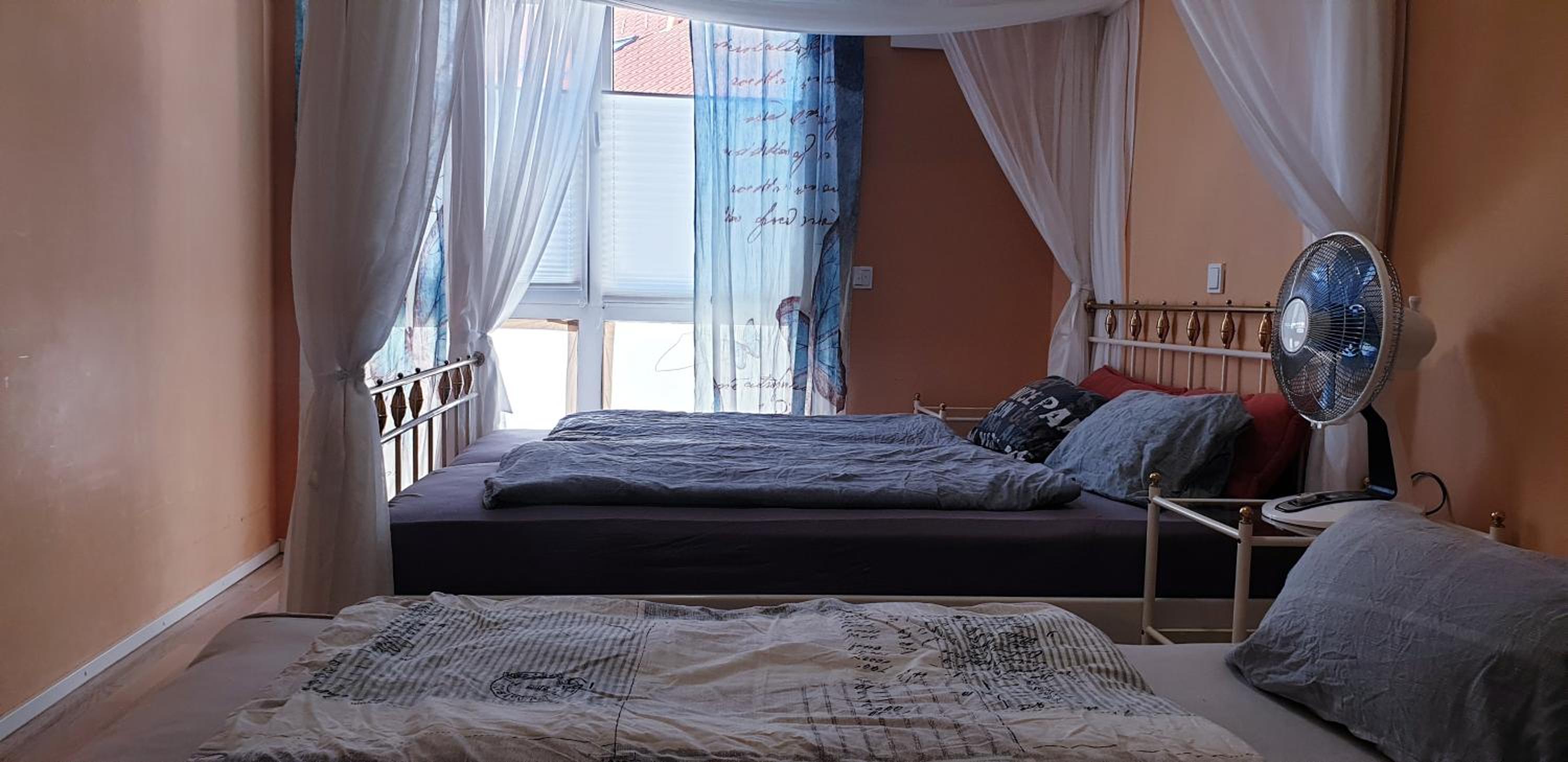 Oktoberfest City Center Direct Metro in 20 min, 2 Bedrm 2 BathRoom by ICM Messe München, Balcony, Free Parking