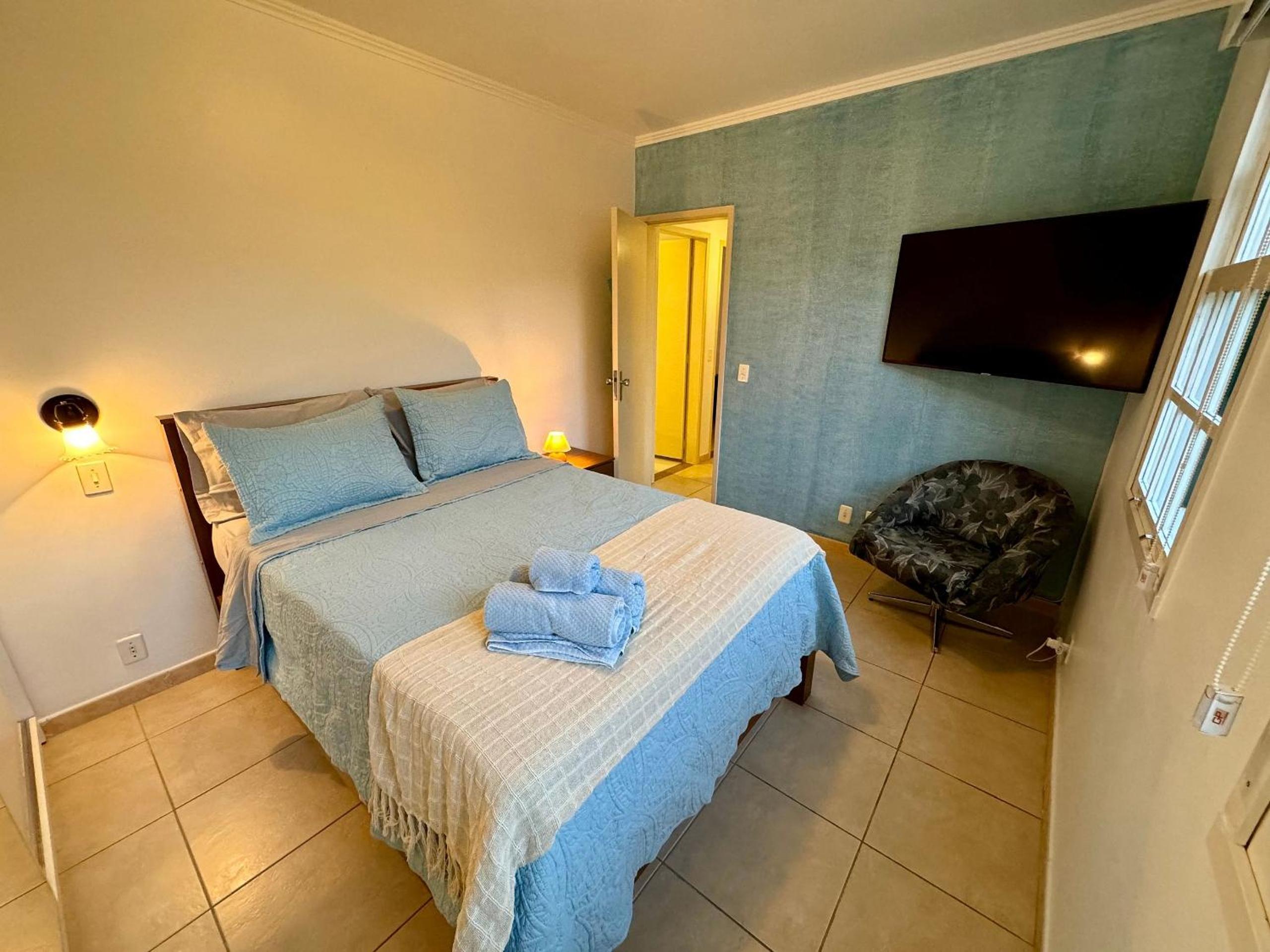Apartamento com piscina em Olaria