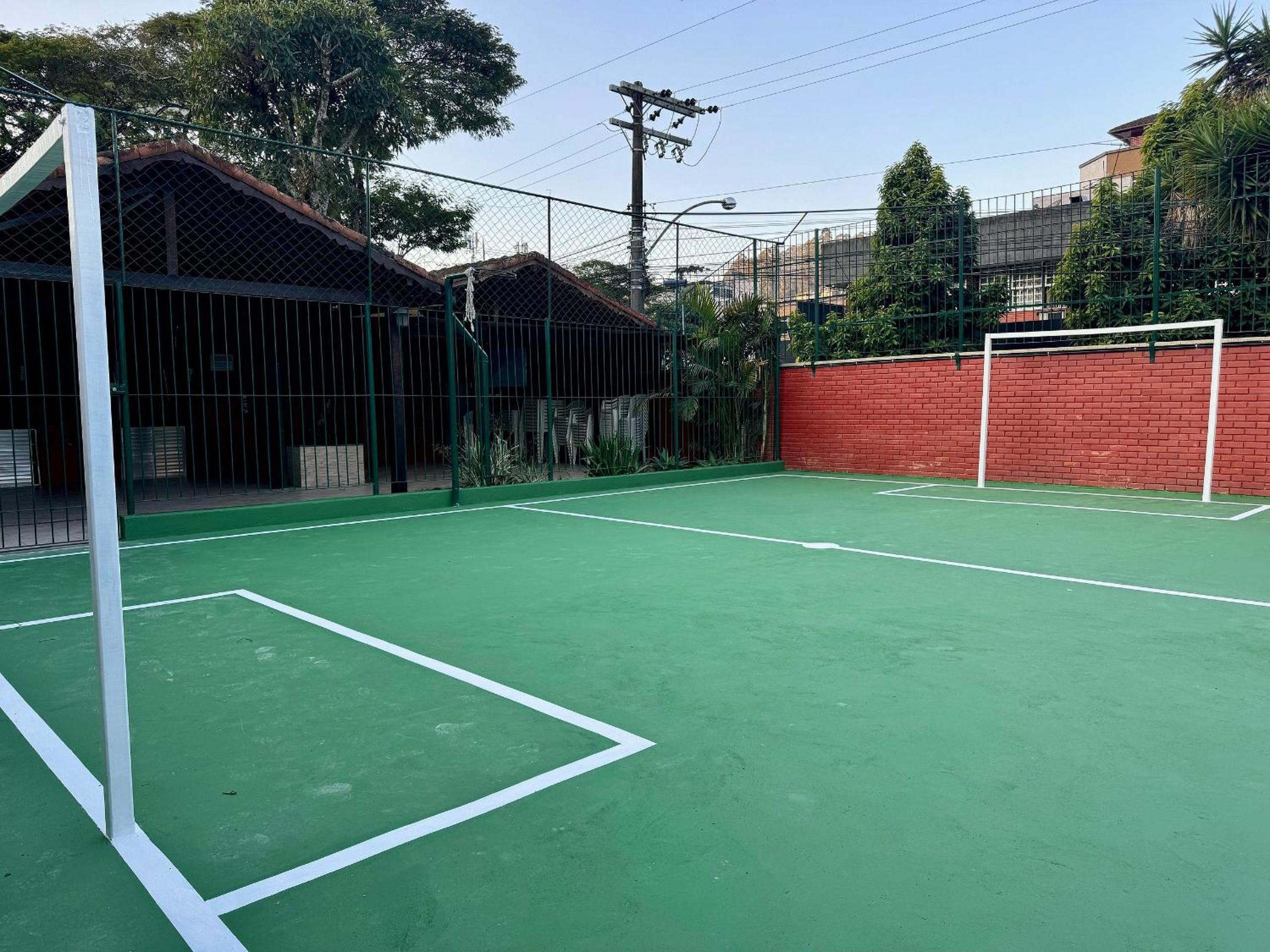 Apartamento com piscina em Olaria