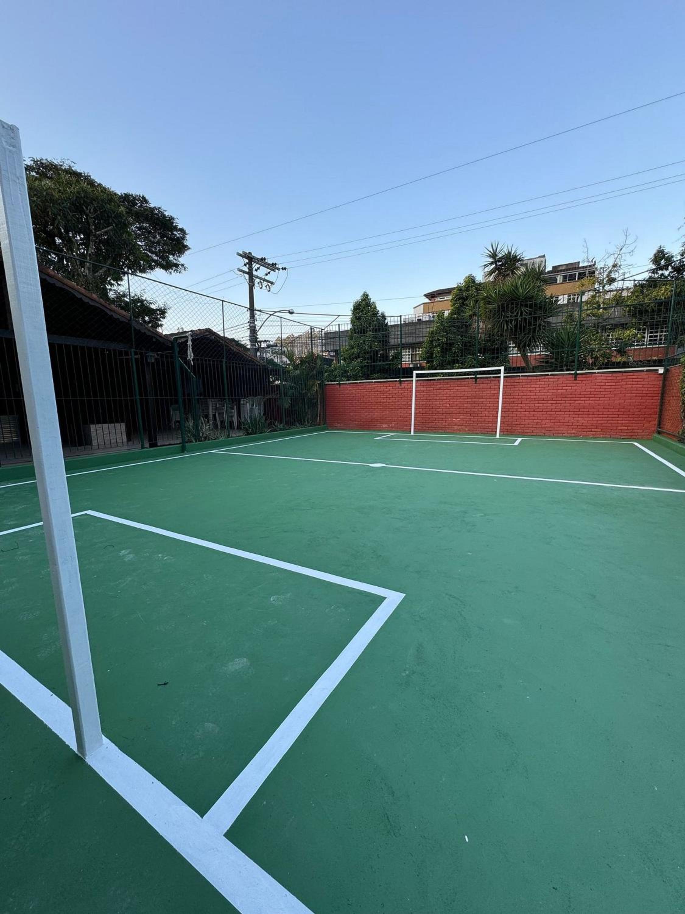 Apartamento com piscina em Olaria