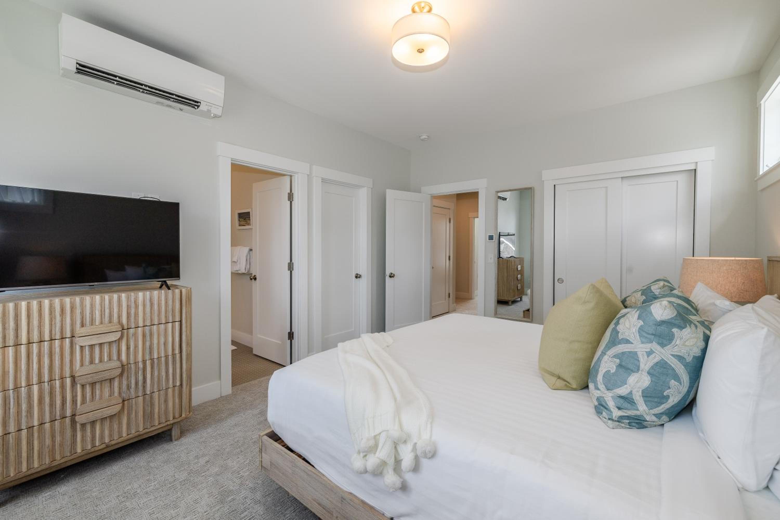 Sunset Boulevard by Seabrook Hospitality