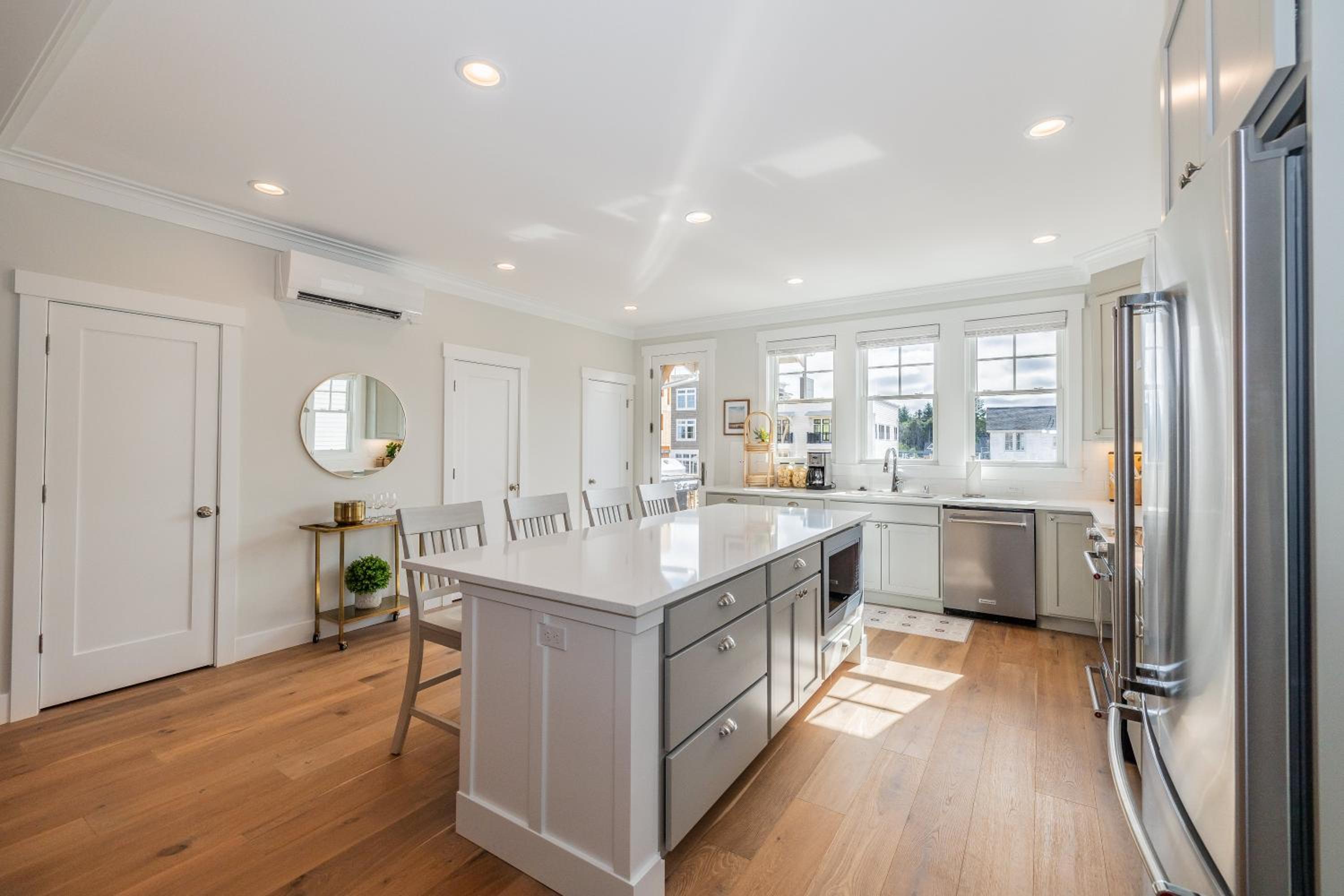 Sunset Boulevard by Seabrook Hospitality