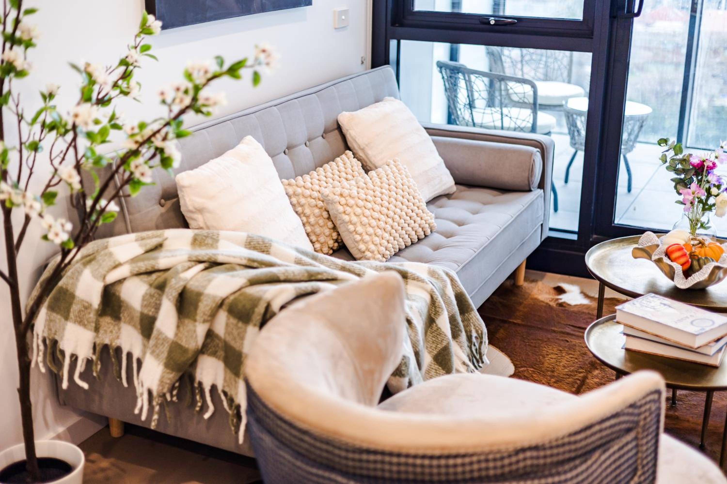 StayAU Cozy & Stylish 2BR Haven in Box Hill