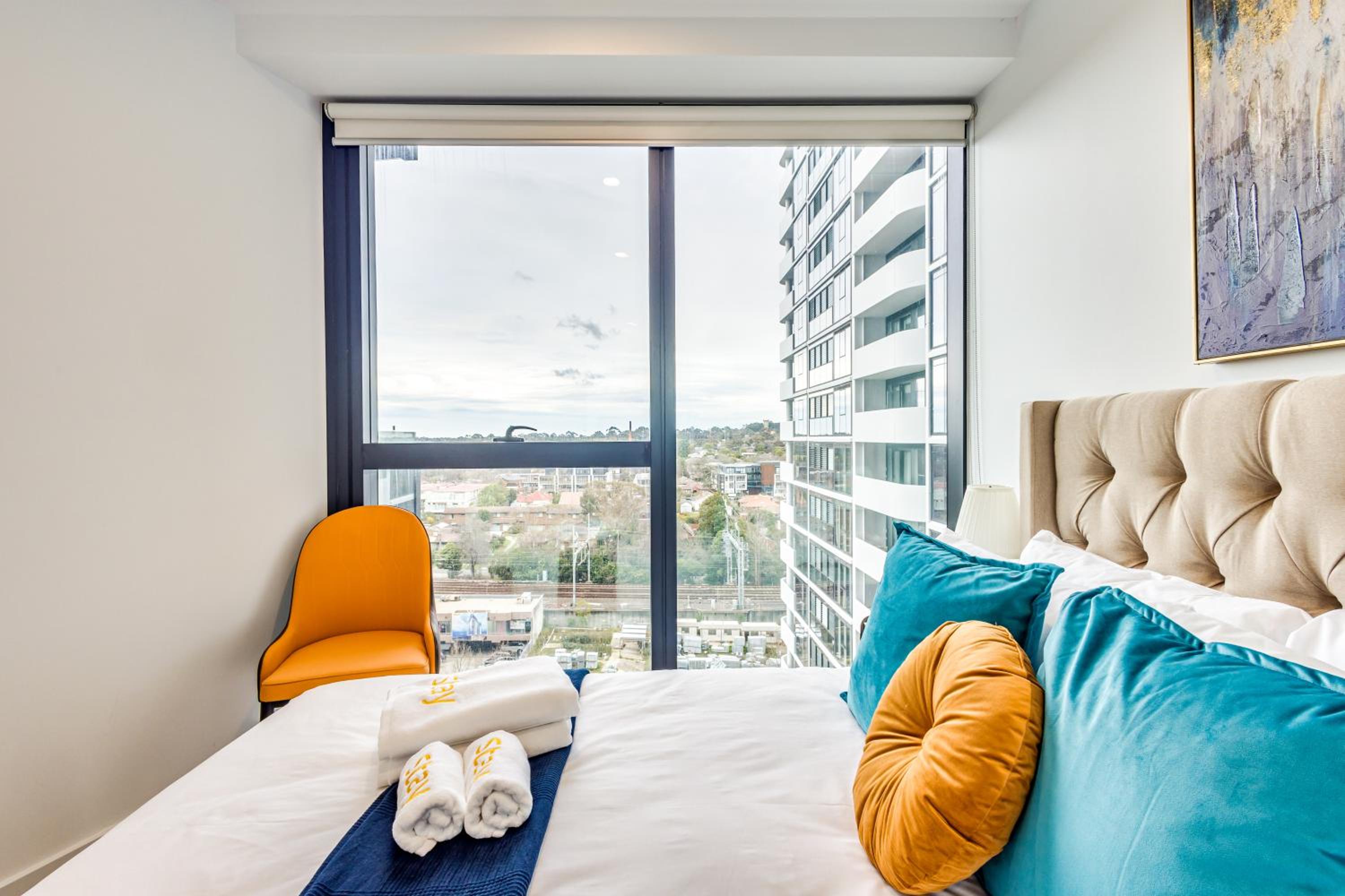 StayAU Cozy & Stylish 2BR Haven in Box Hill