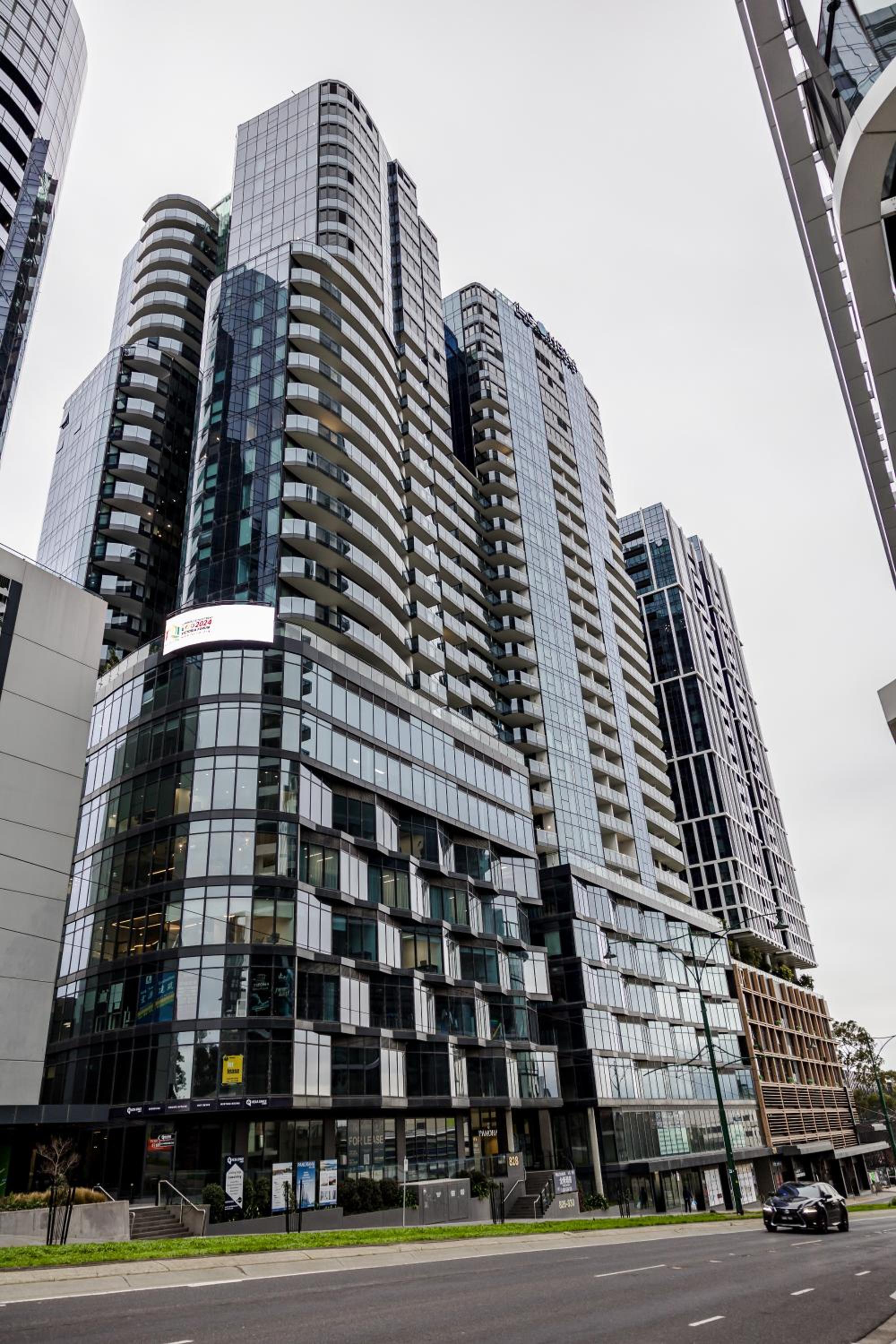 StayAU Cozy & Stylish 2BR Haven in Box Hill