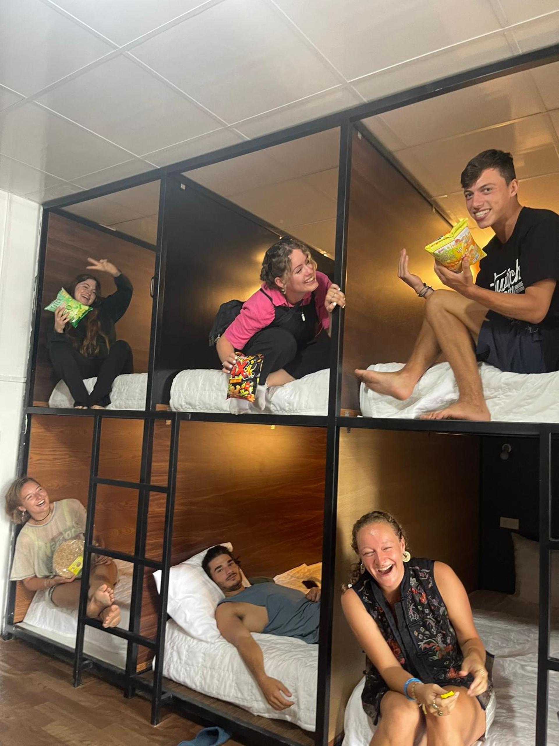 Pea Hostel