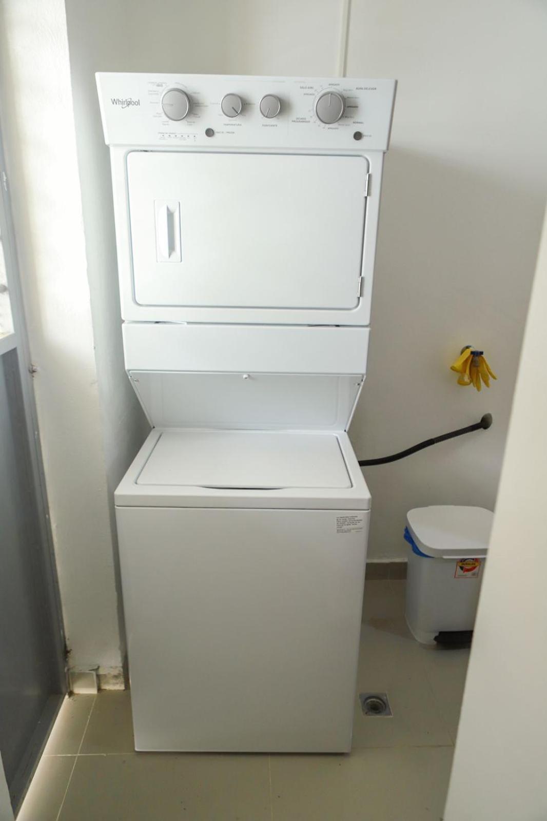 Hermoso apartamento con piscina